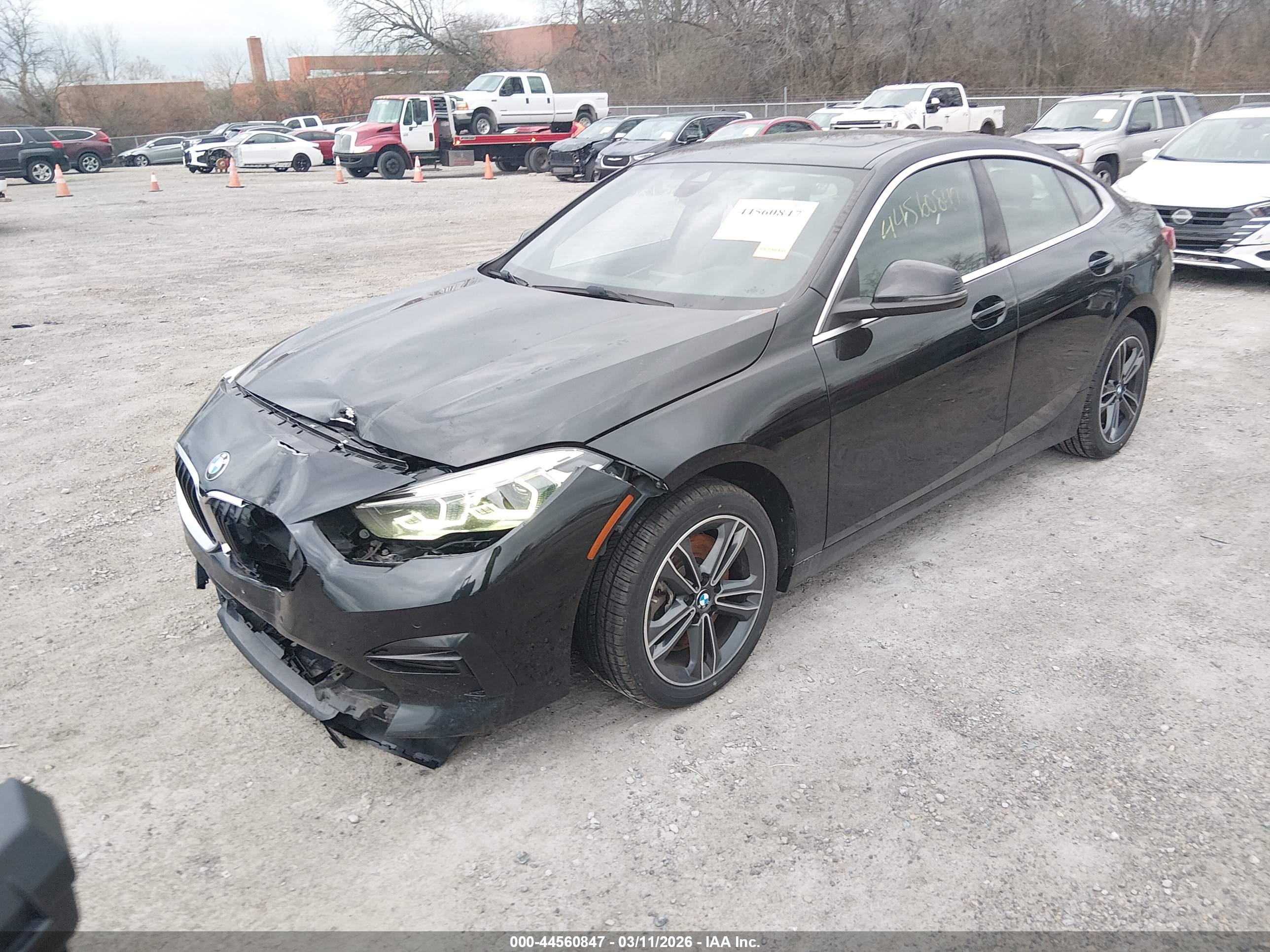 BMW 228 image 2