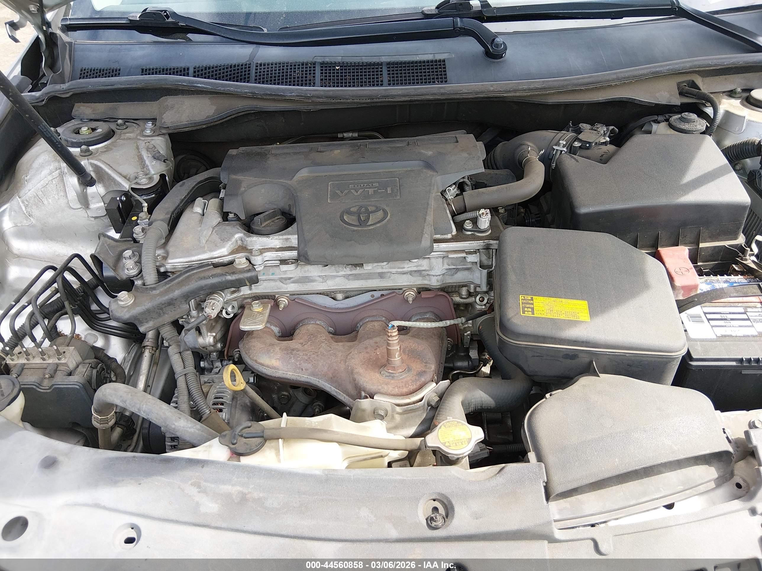 TOYOTA CAMRY image 10