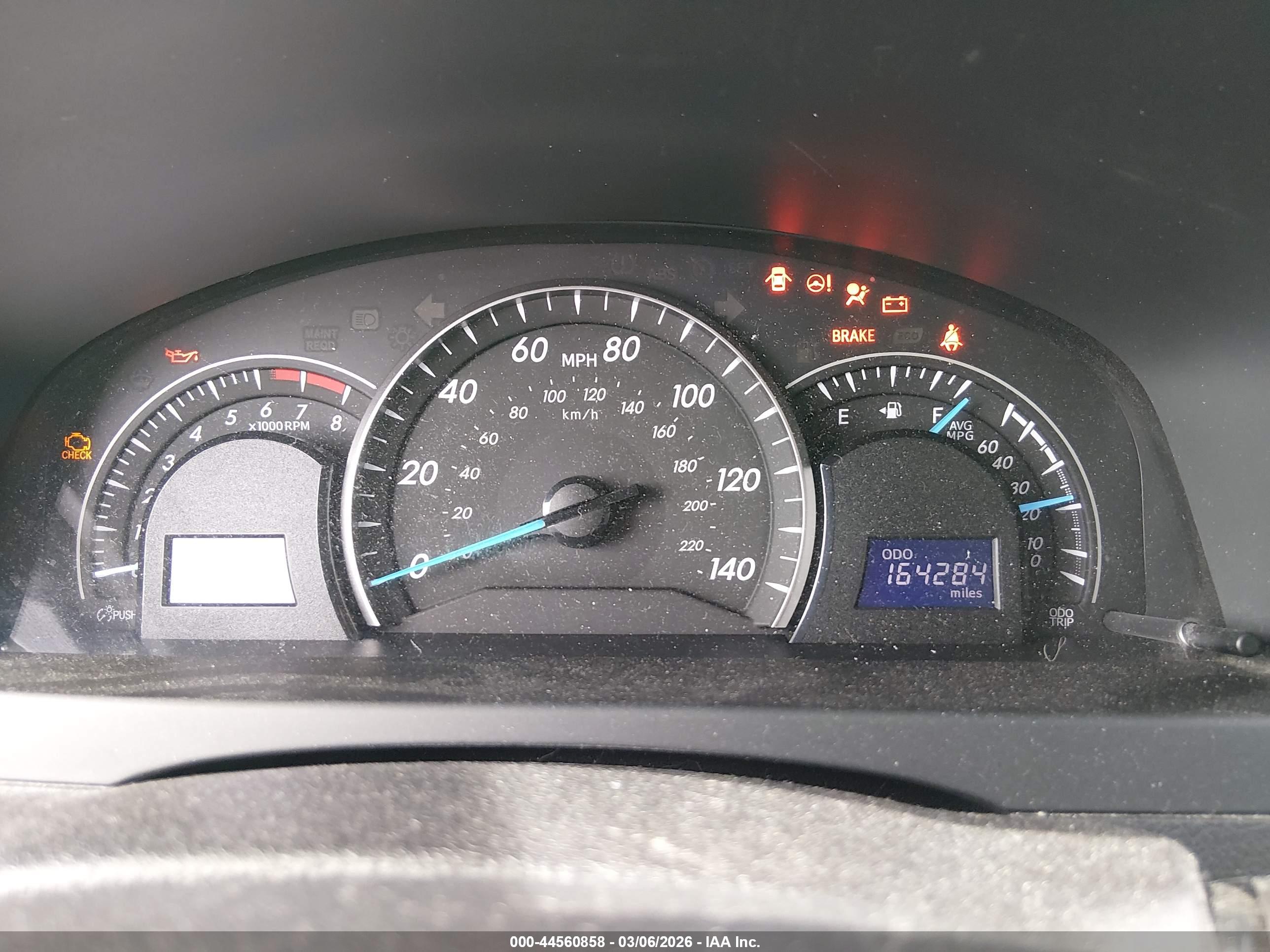 TOYOTA CAMRY image 7