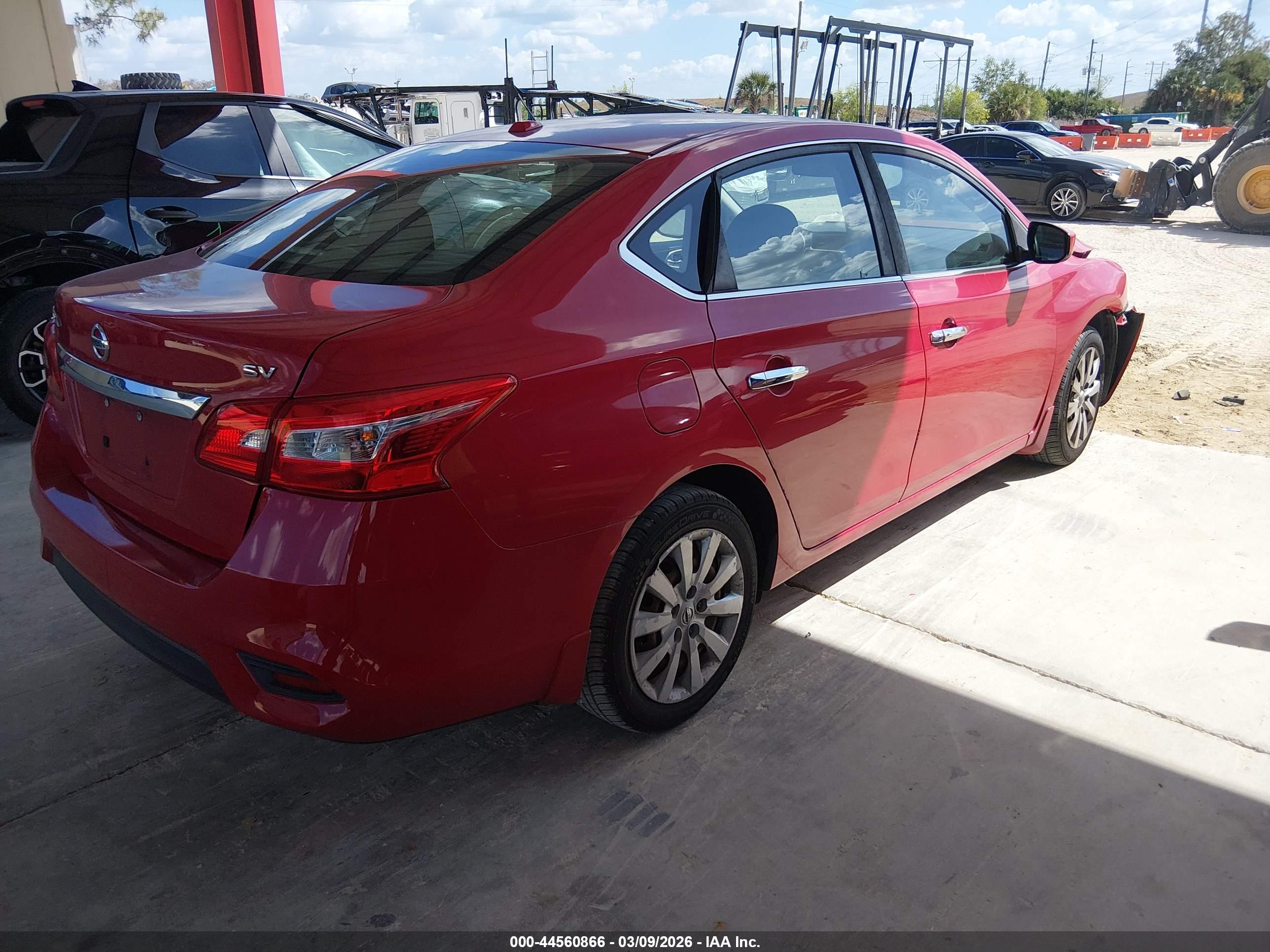 NISSAN SENTRA image 4