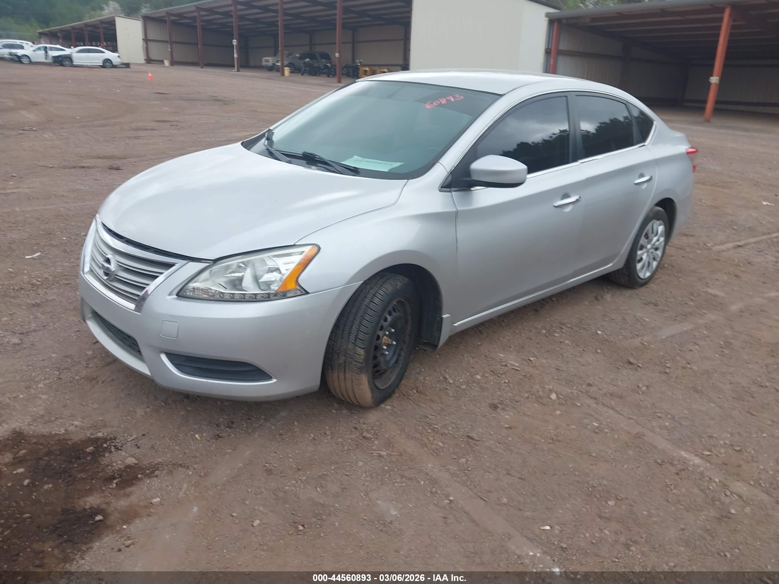 NISSAN SENTRA image 2