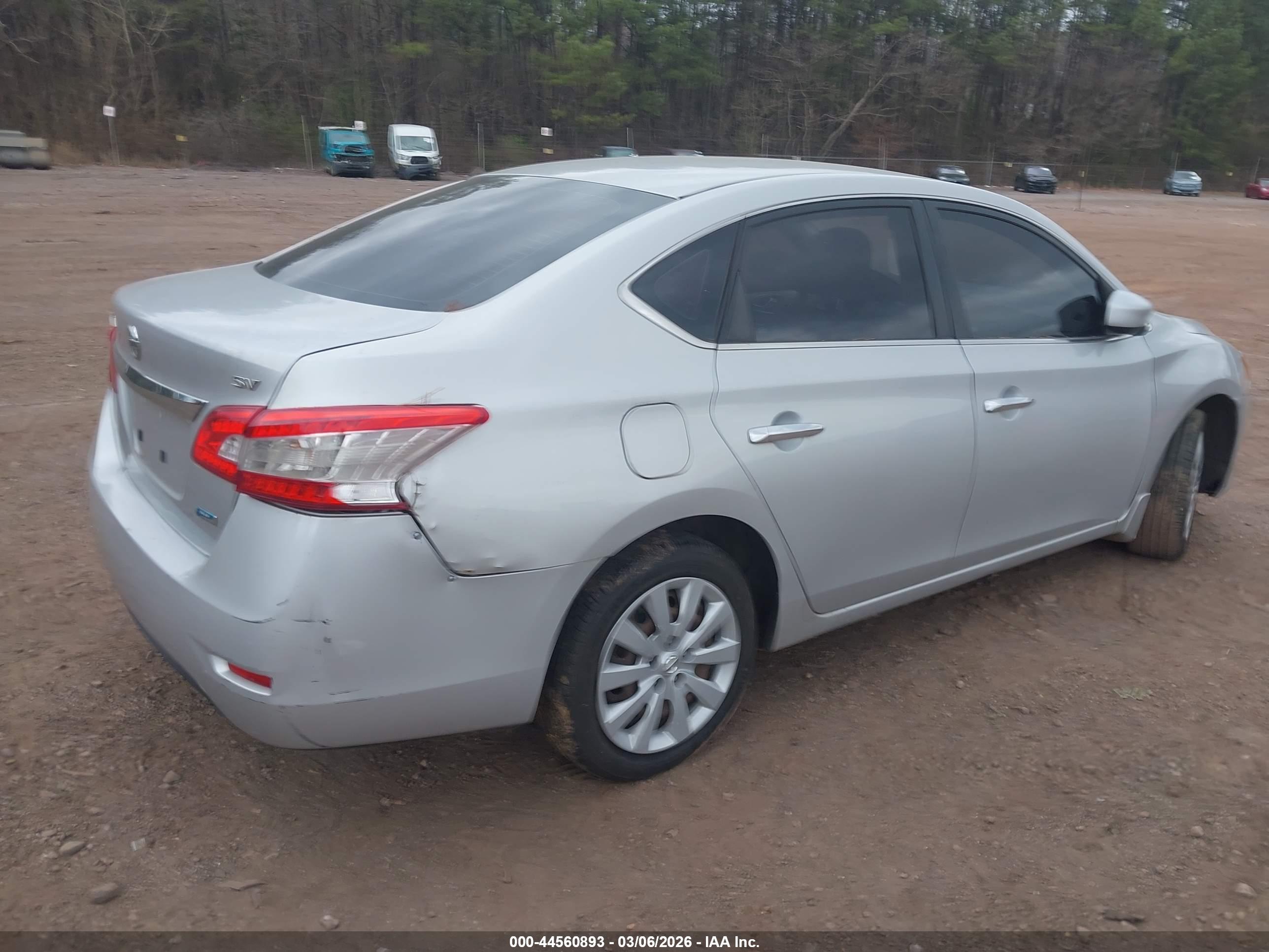 NISSAN SENTRA image 6