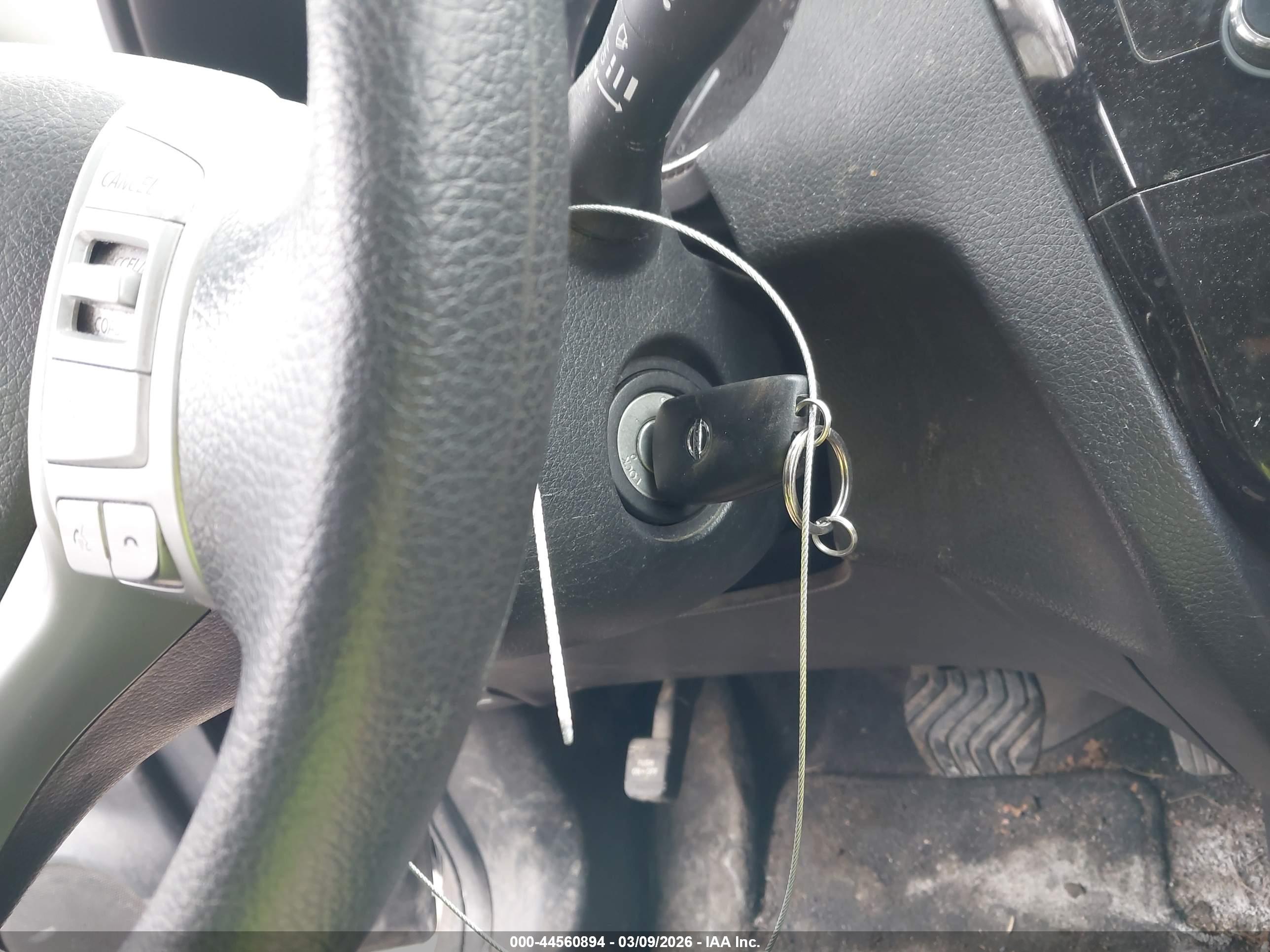 NISSAN ROGUE image 11