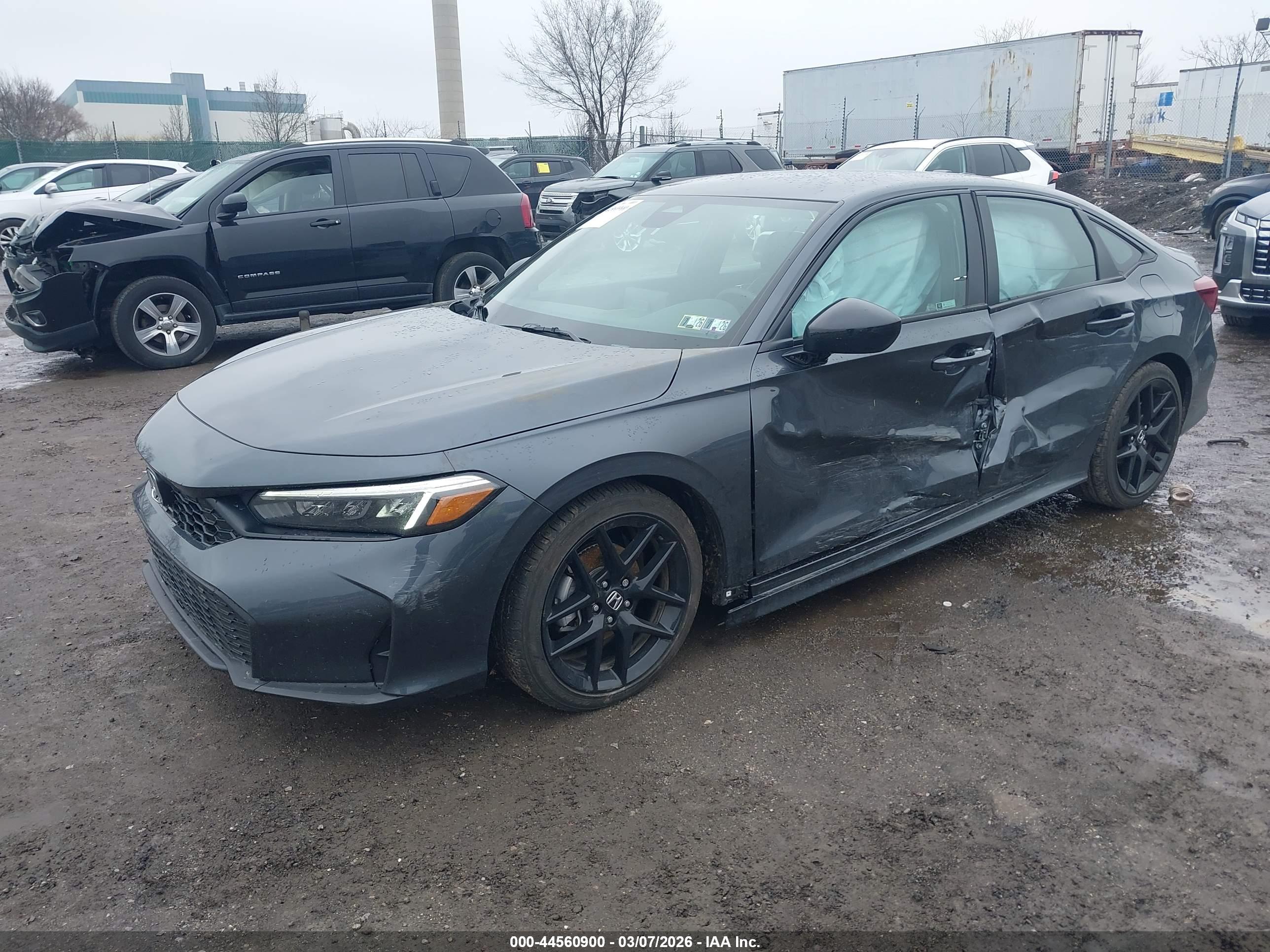 HONDA CIVIC image 2