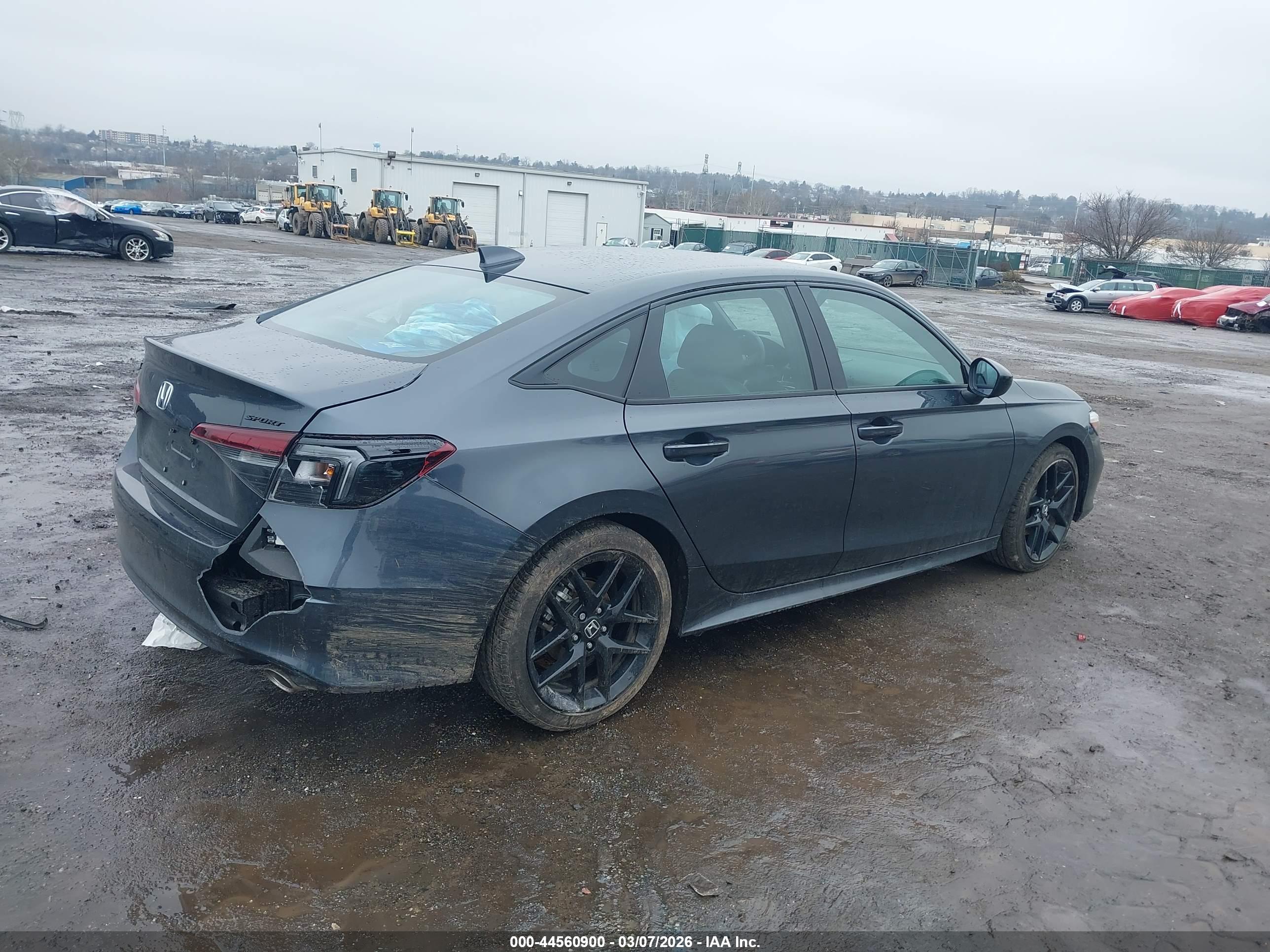 HONDA CIVIC image 4