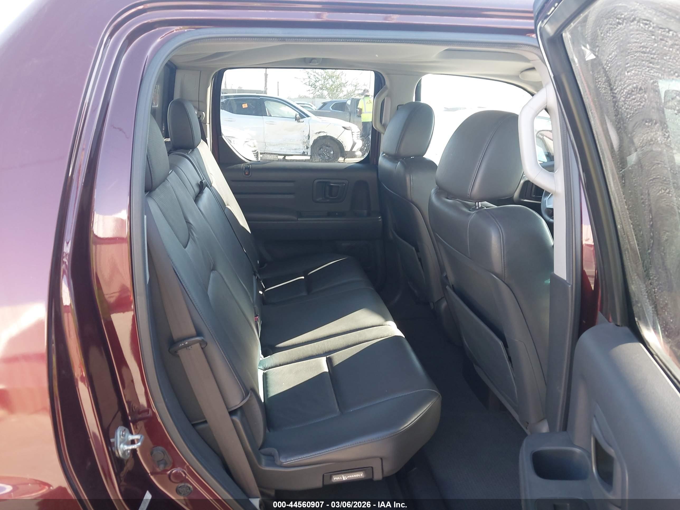 HONDA RIDGELINE image 8