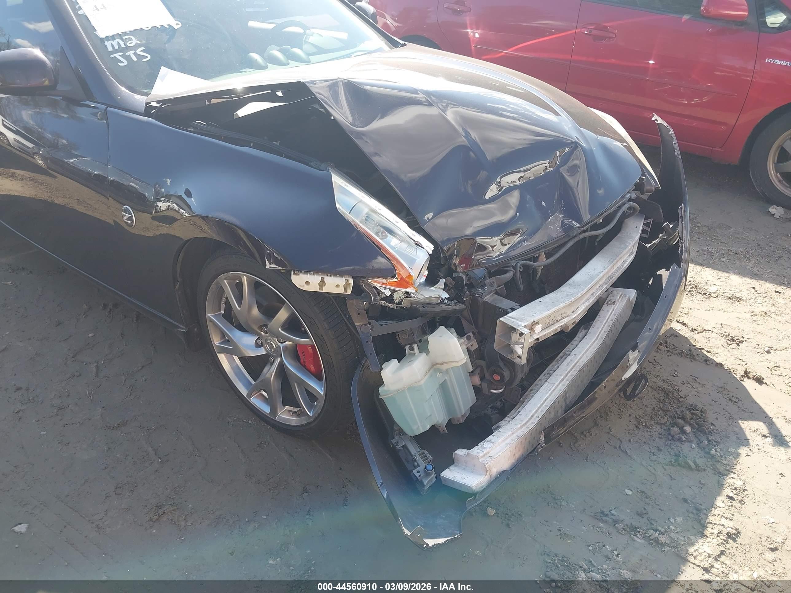 NISSAN 370Z image 6