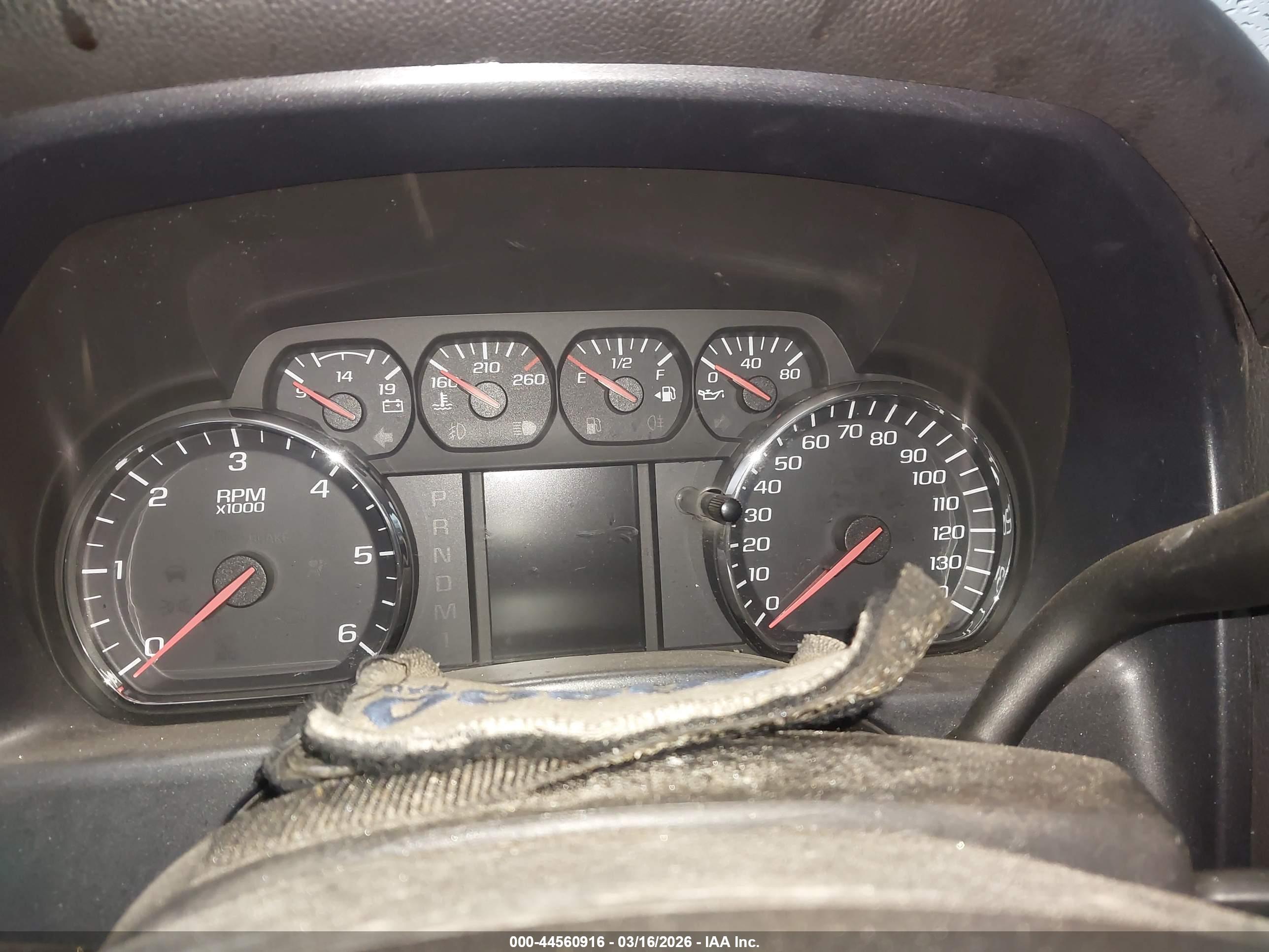 CHEVROLET SILVERADO image 7