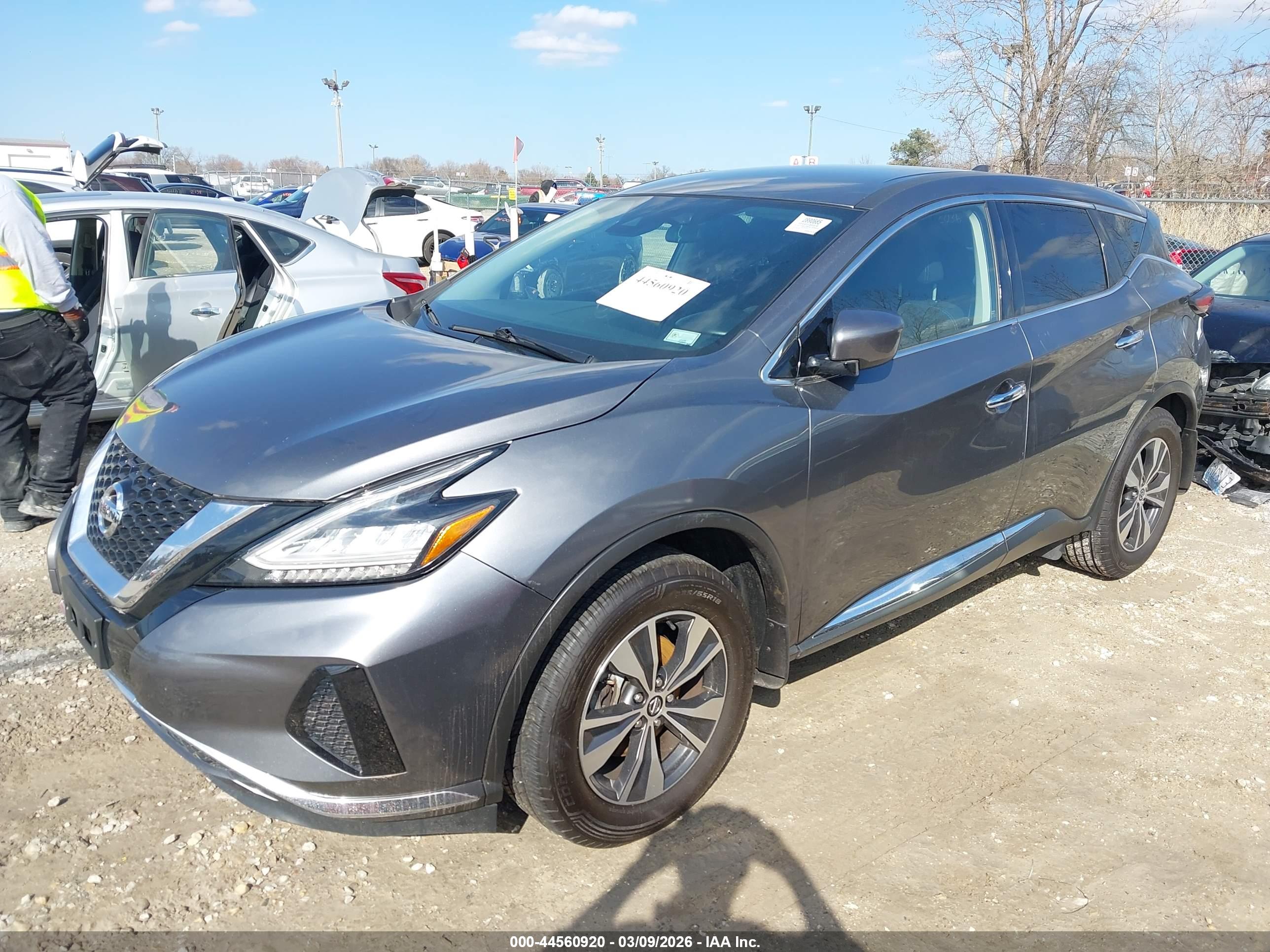 NISSAN MURANO image 2