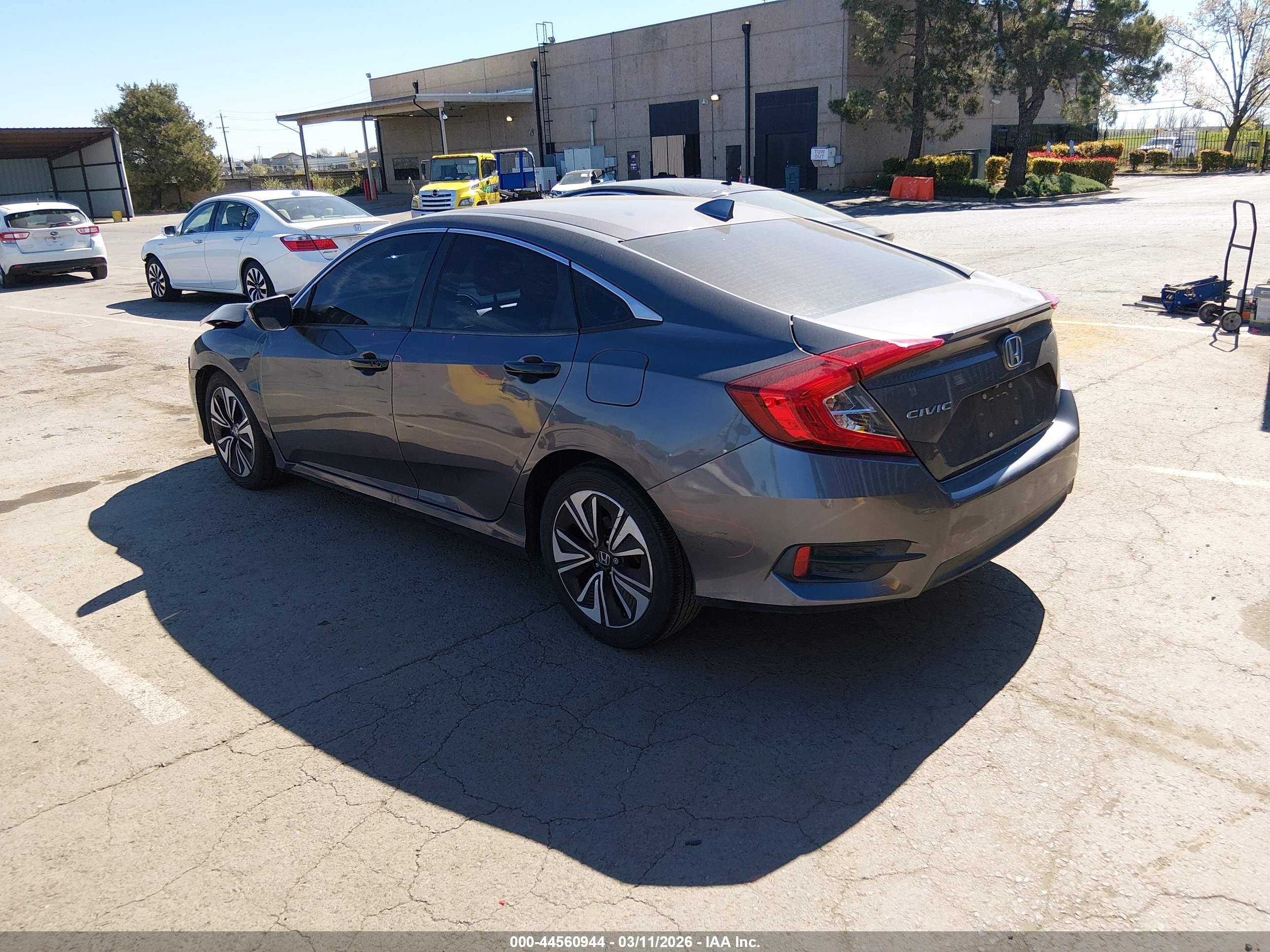 HONDA CIVIC image 3
