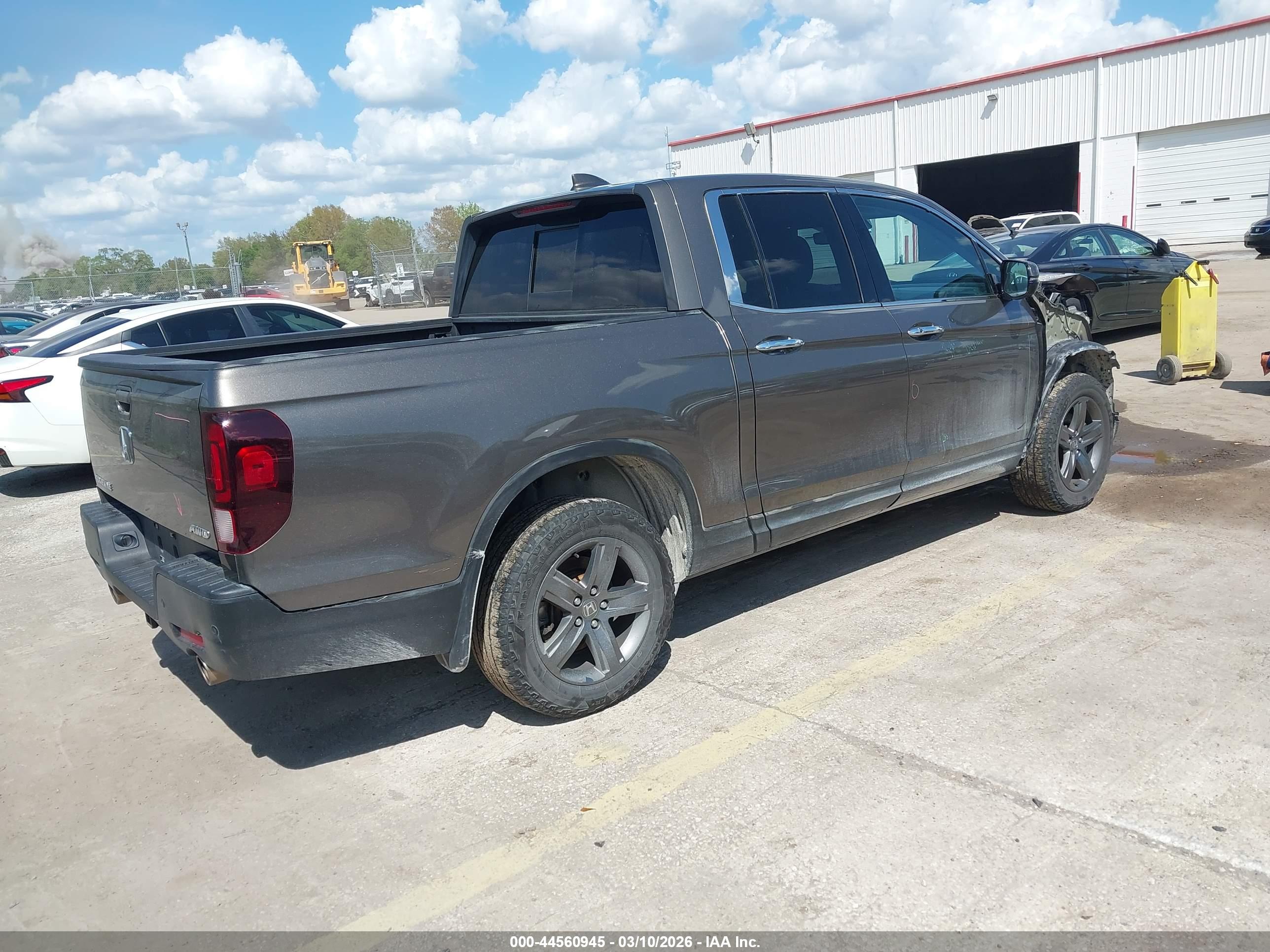 HONDA RIDGELINE image 4