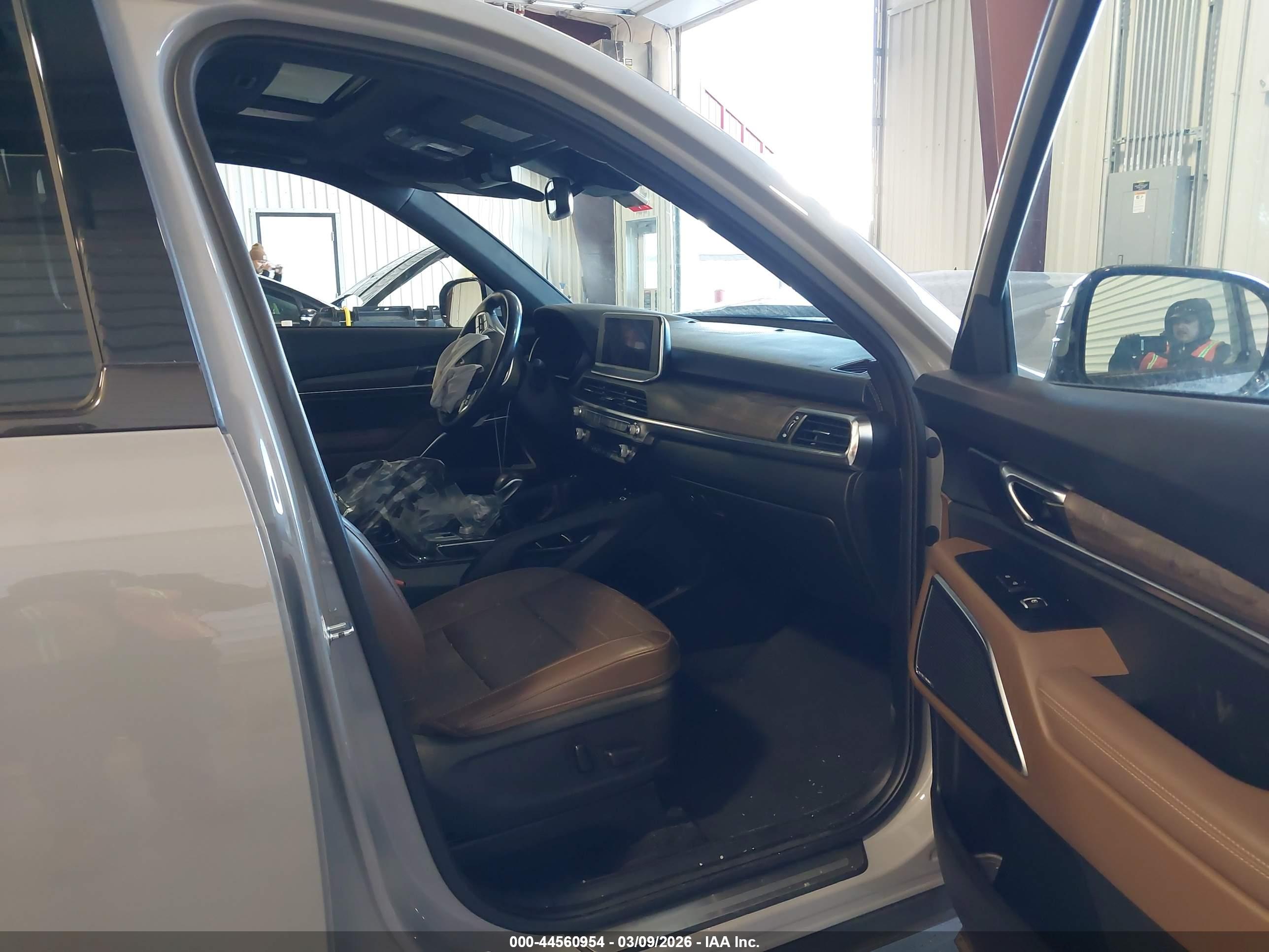 KIA TELLURIDE image 5