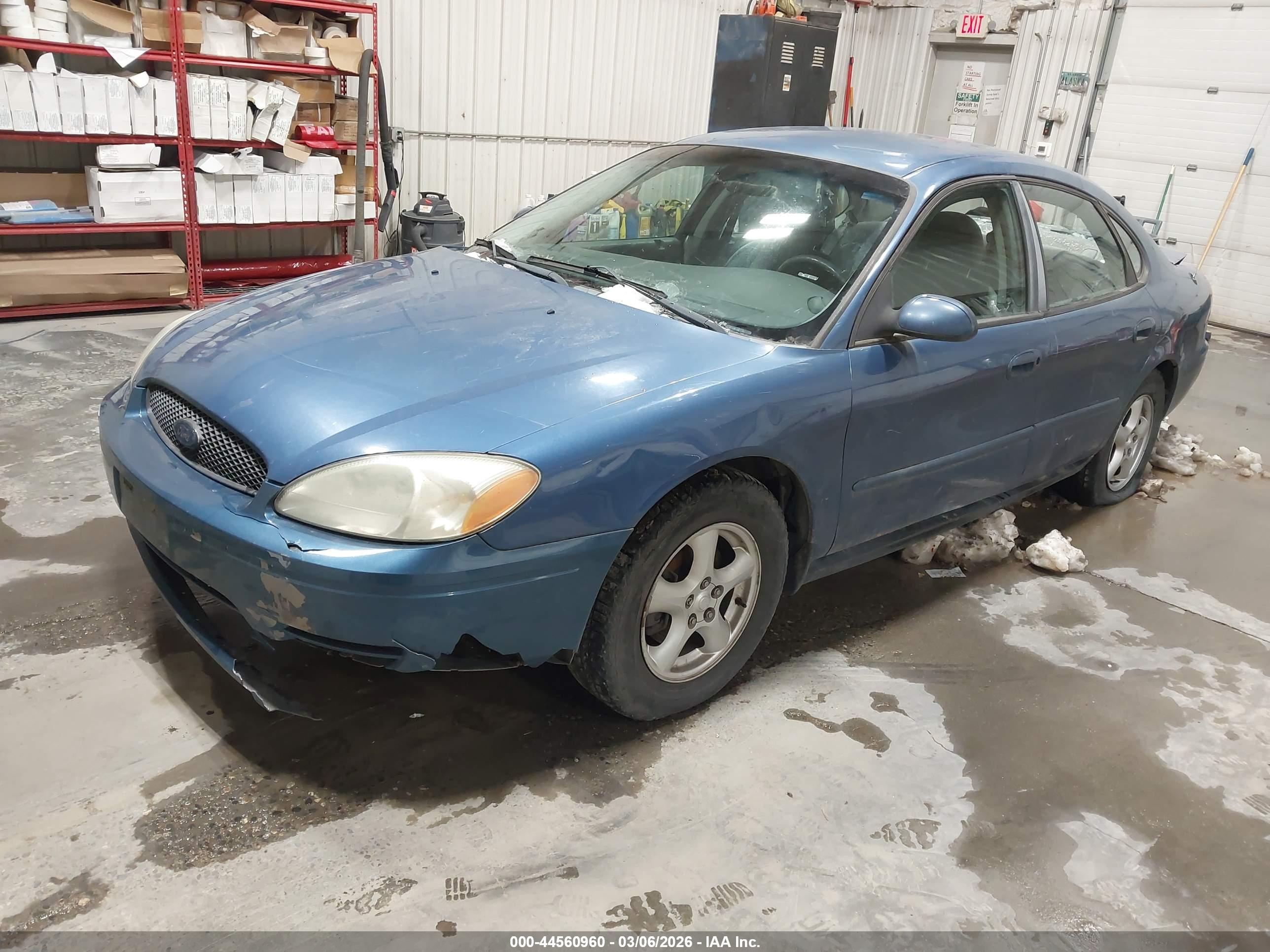 FORD TAURUS image 2