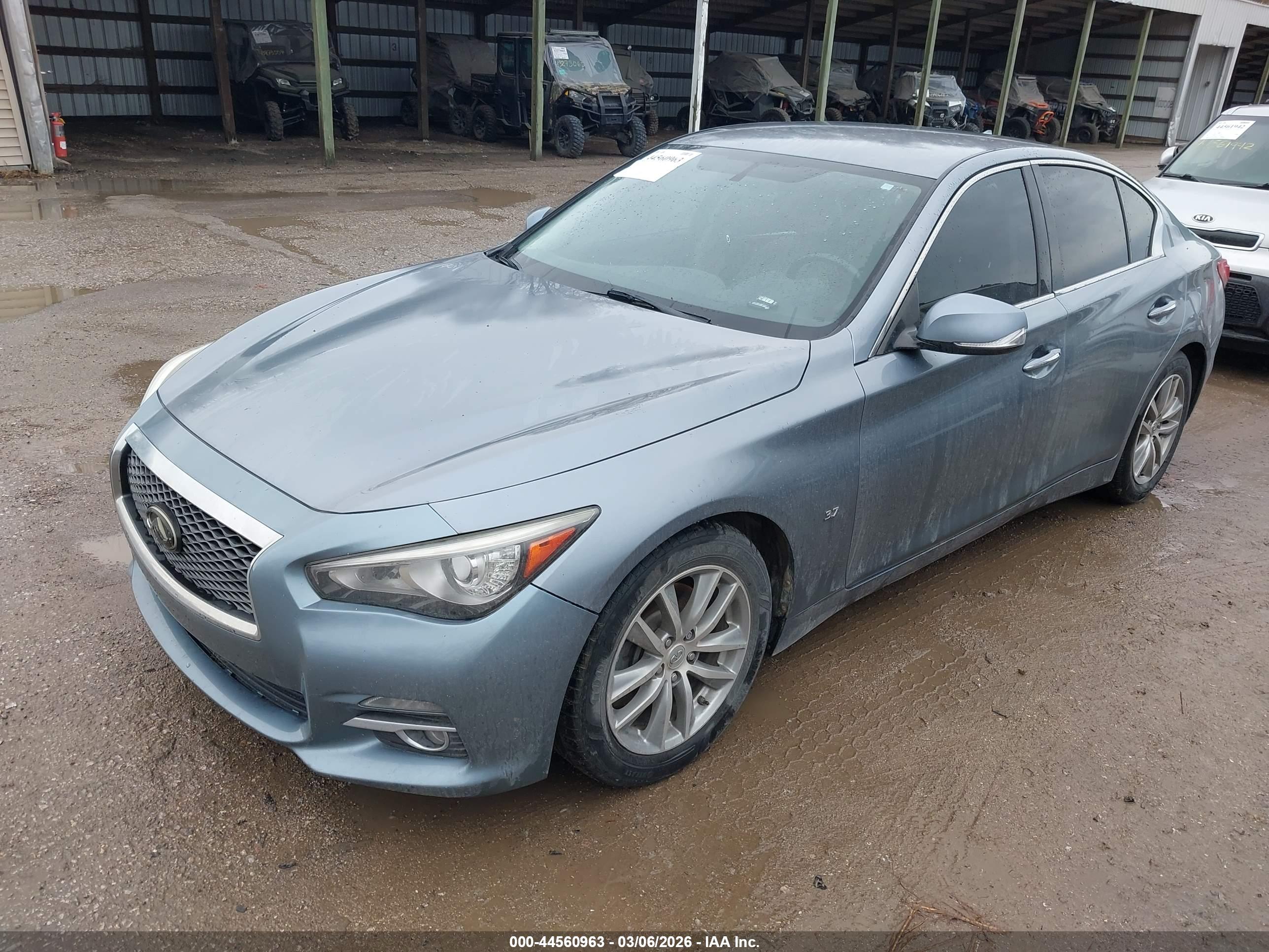 INFINITI Q50 image 2