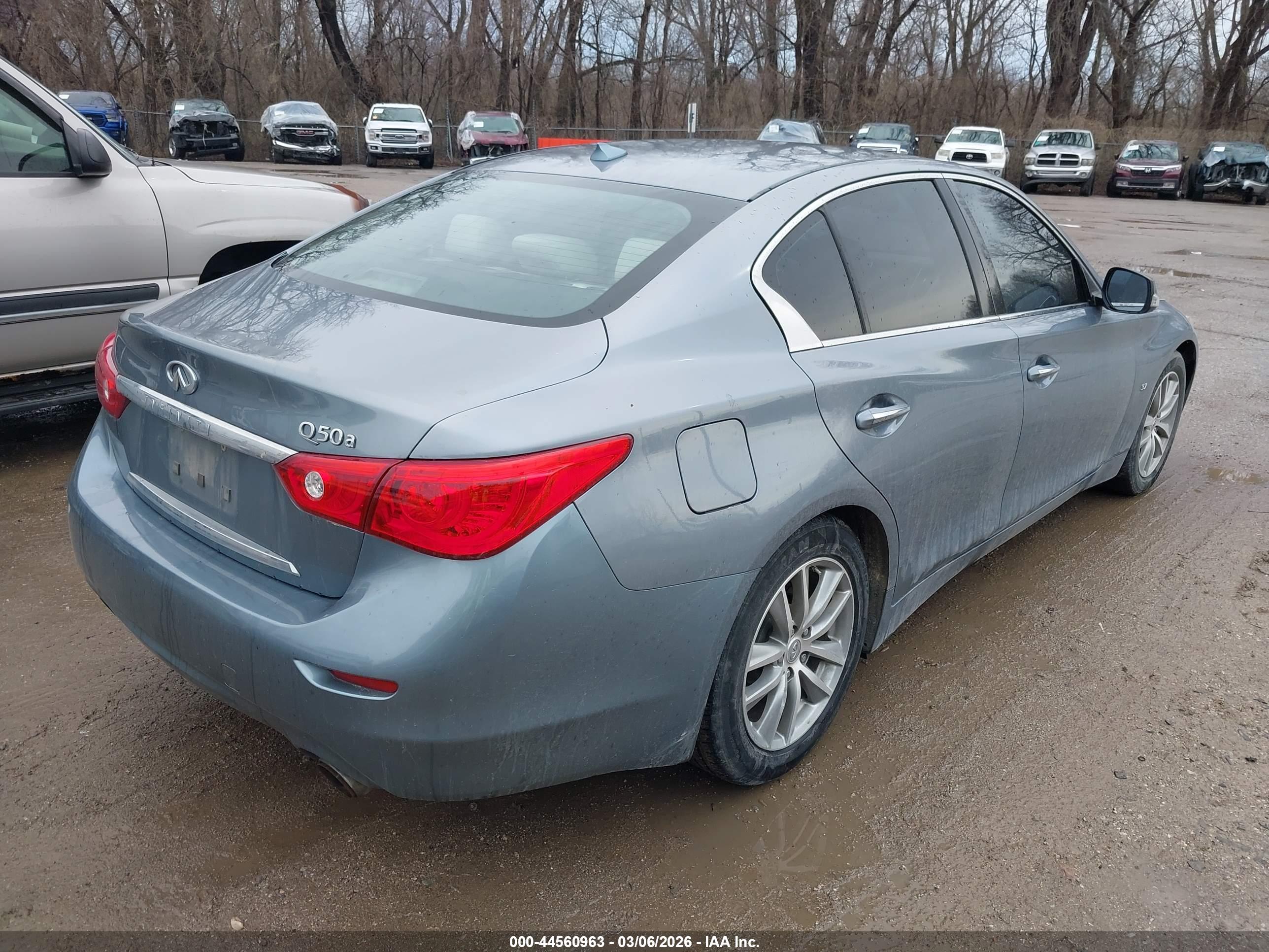 INFINITI Q50 image 4