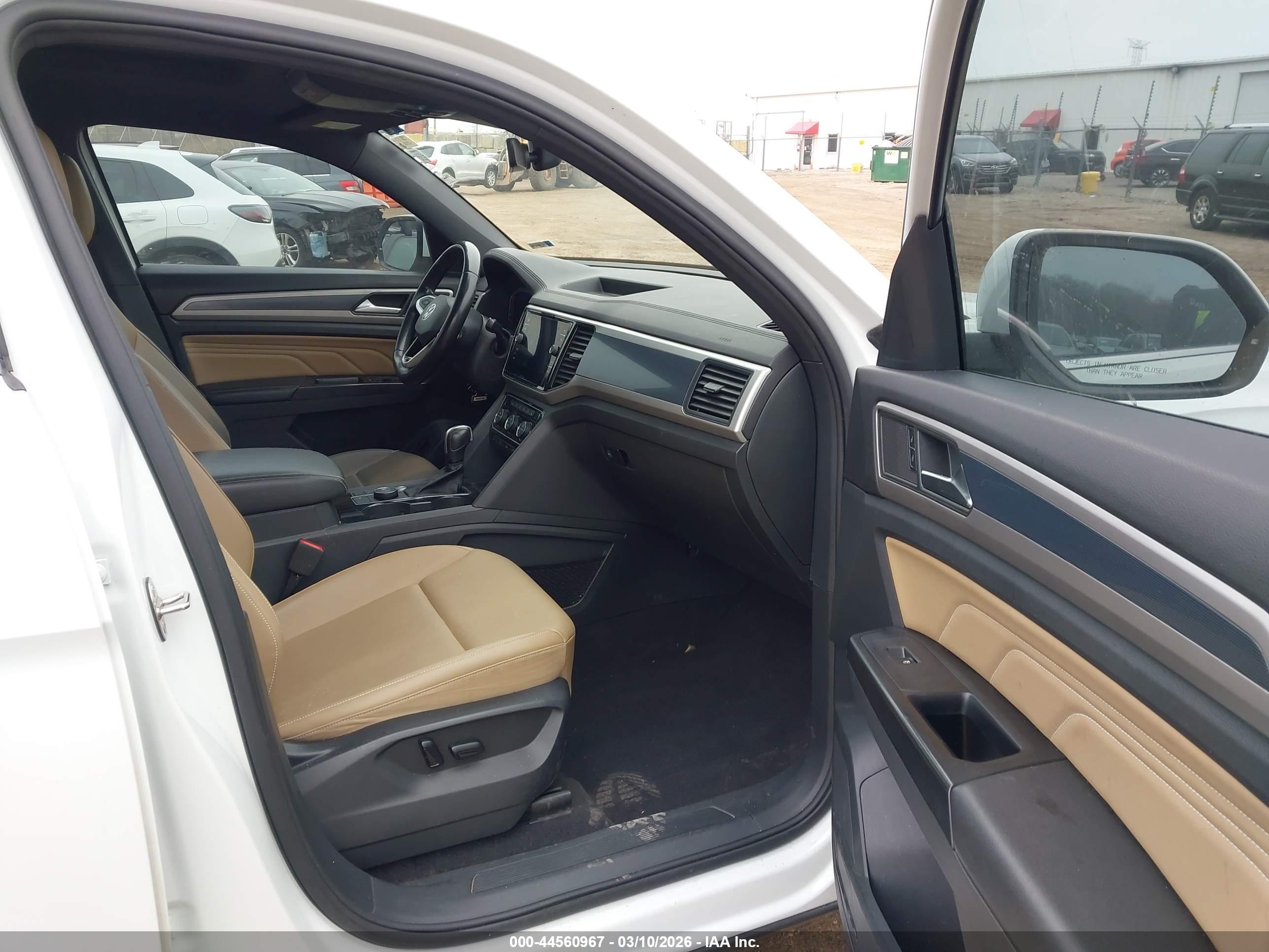 VOLKSWAGEN ATLAS image 5