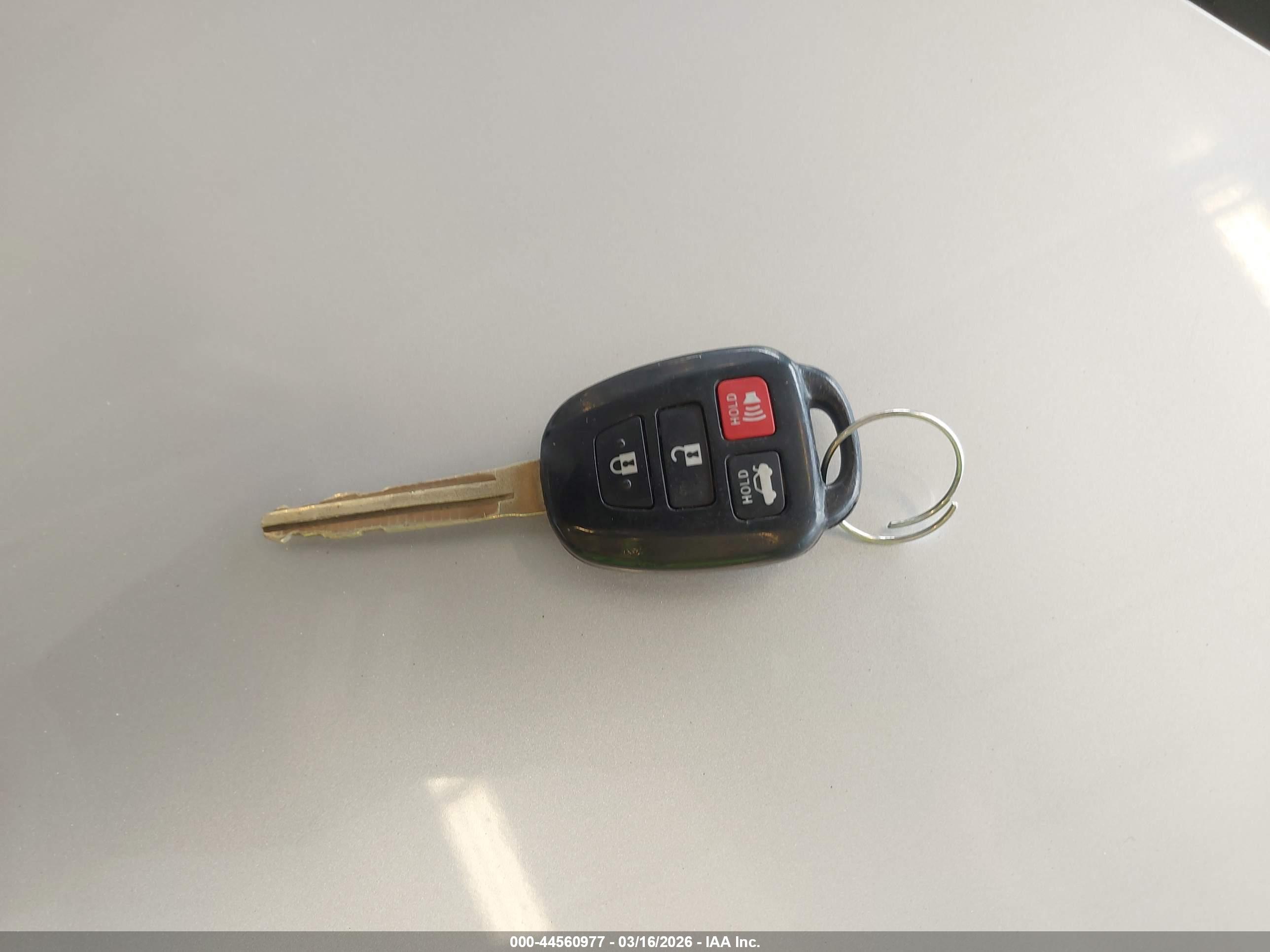 TOYOTA COROLLA image 11