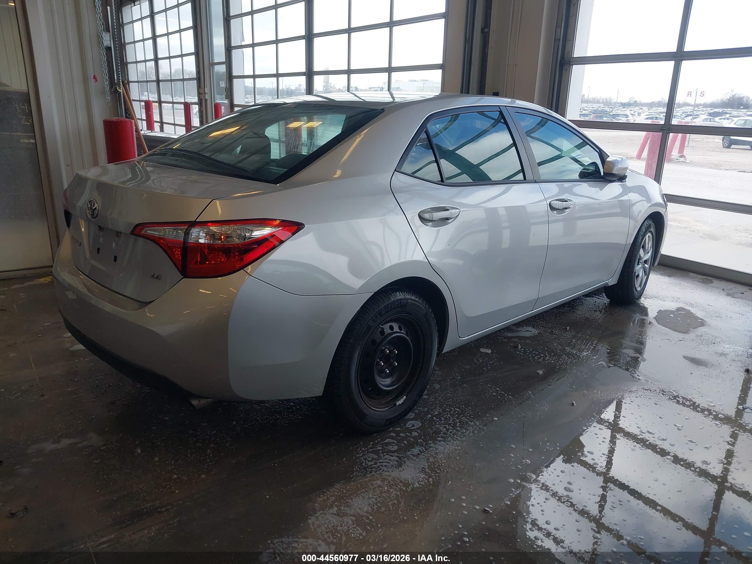 TOYOTA COROLLA image 4
