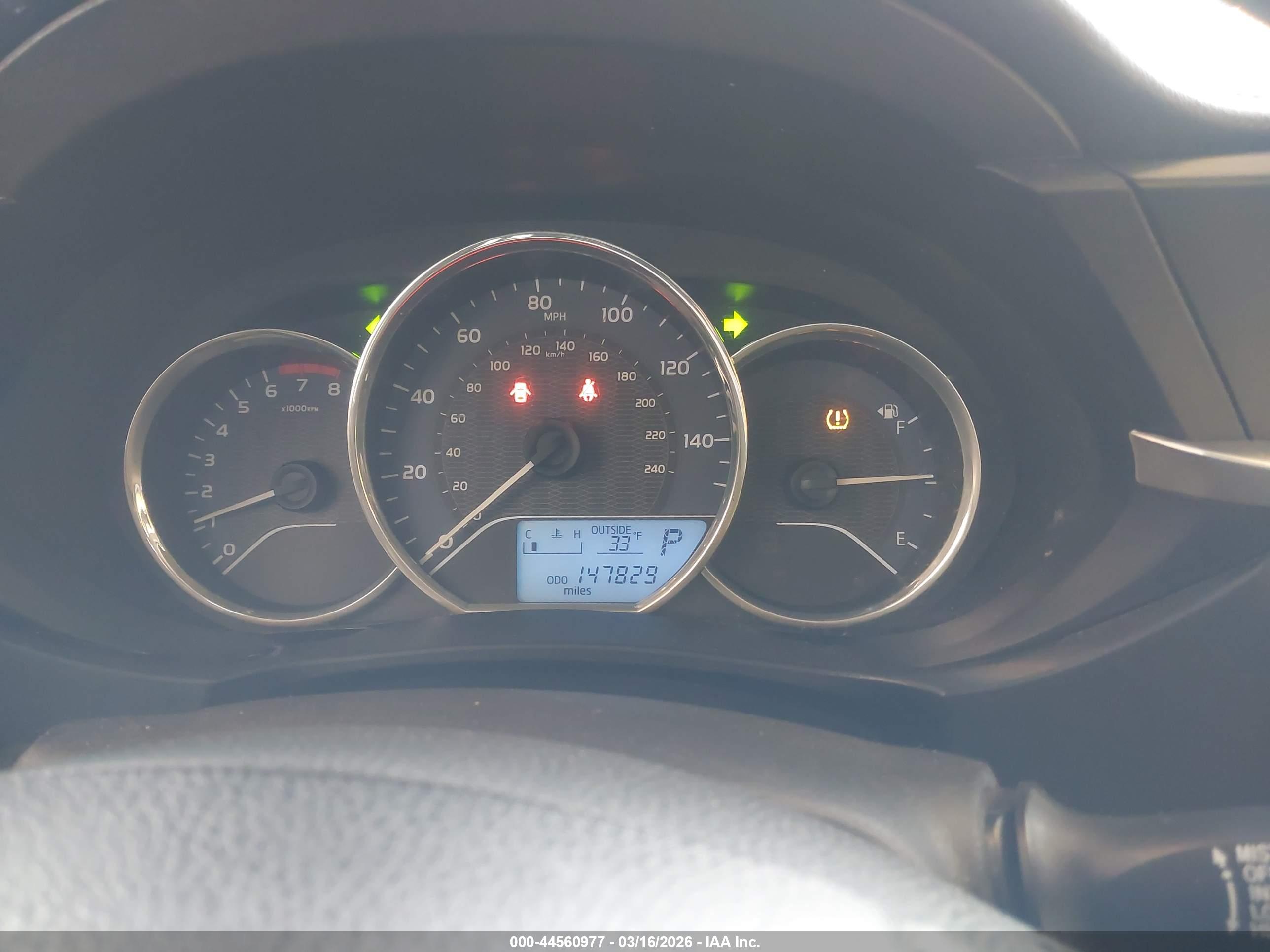 TOYOTA COROLLA image 7