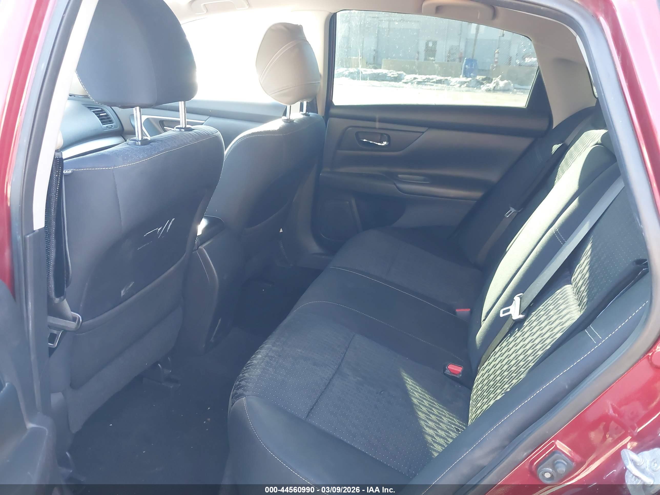 NISSAN ALTIMA image 8