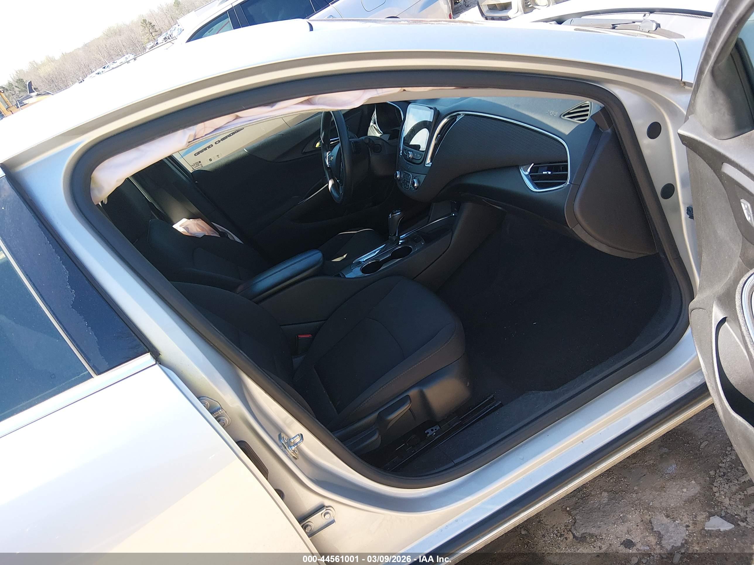 CHEVROLET MALIBU image 5