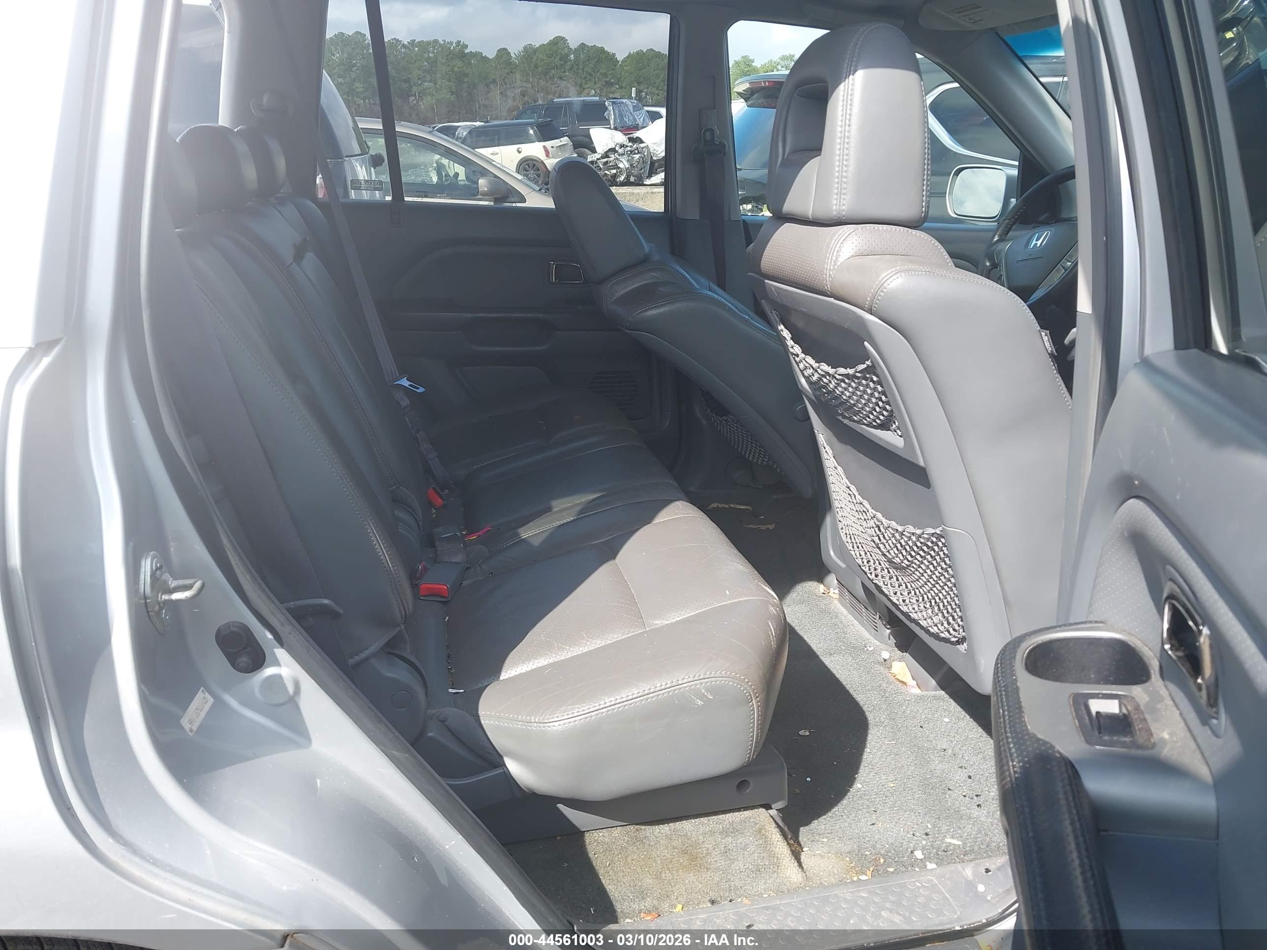 HONDA PILOT image 8