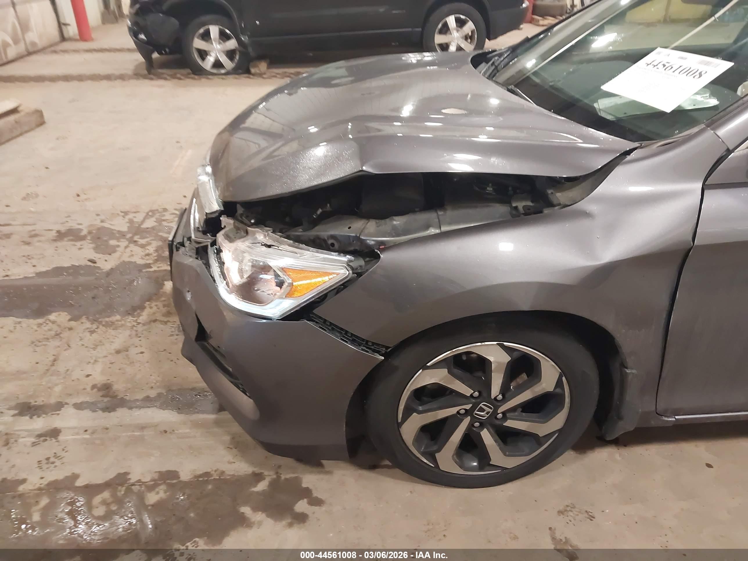 HONDA ACCORD image 6
