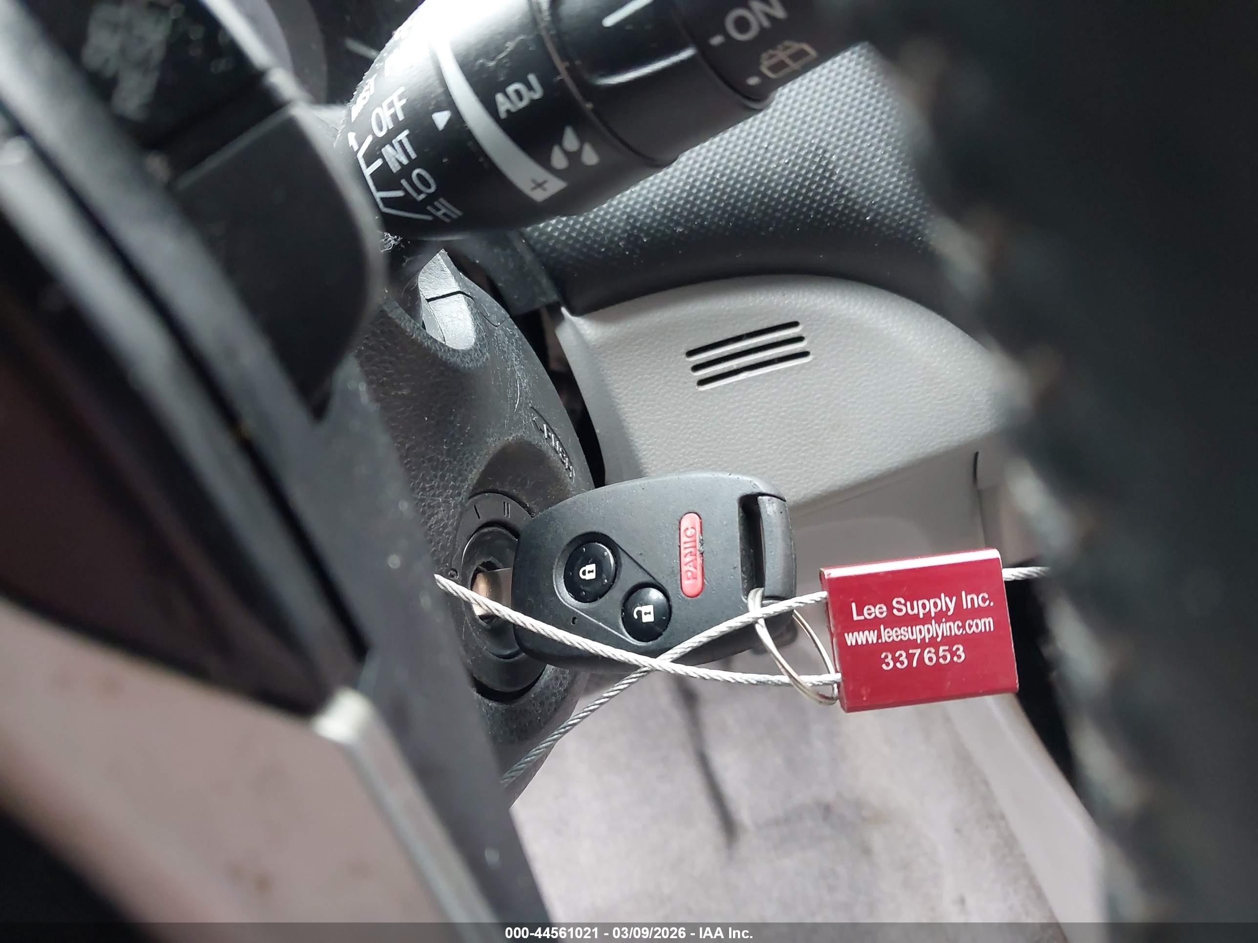 HONDA INSIGHT image 11