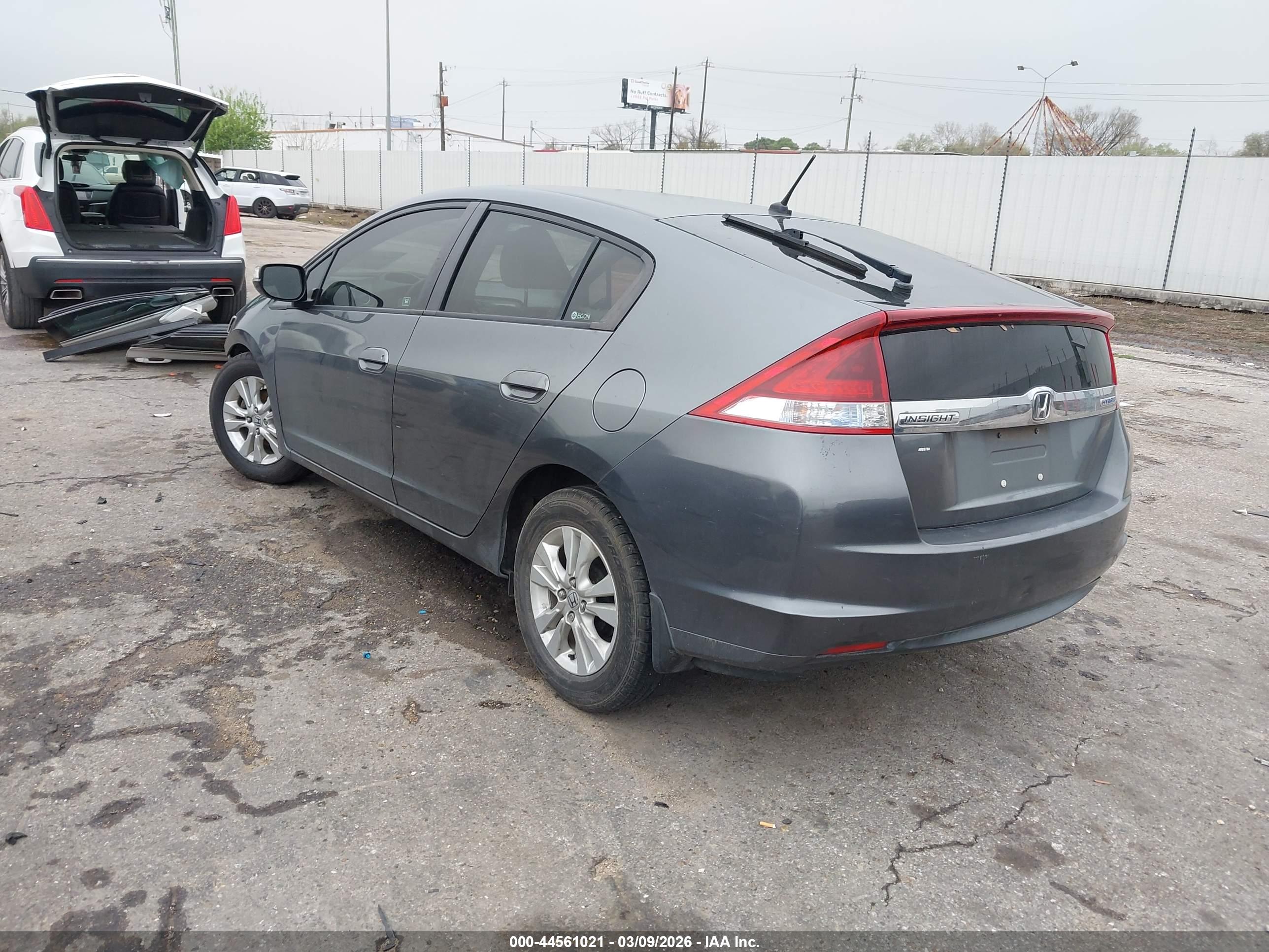 HONDA INSIGHT image 3