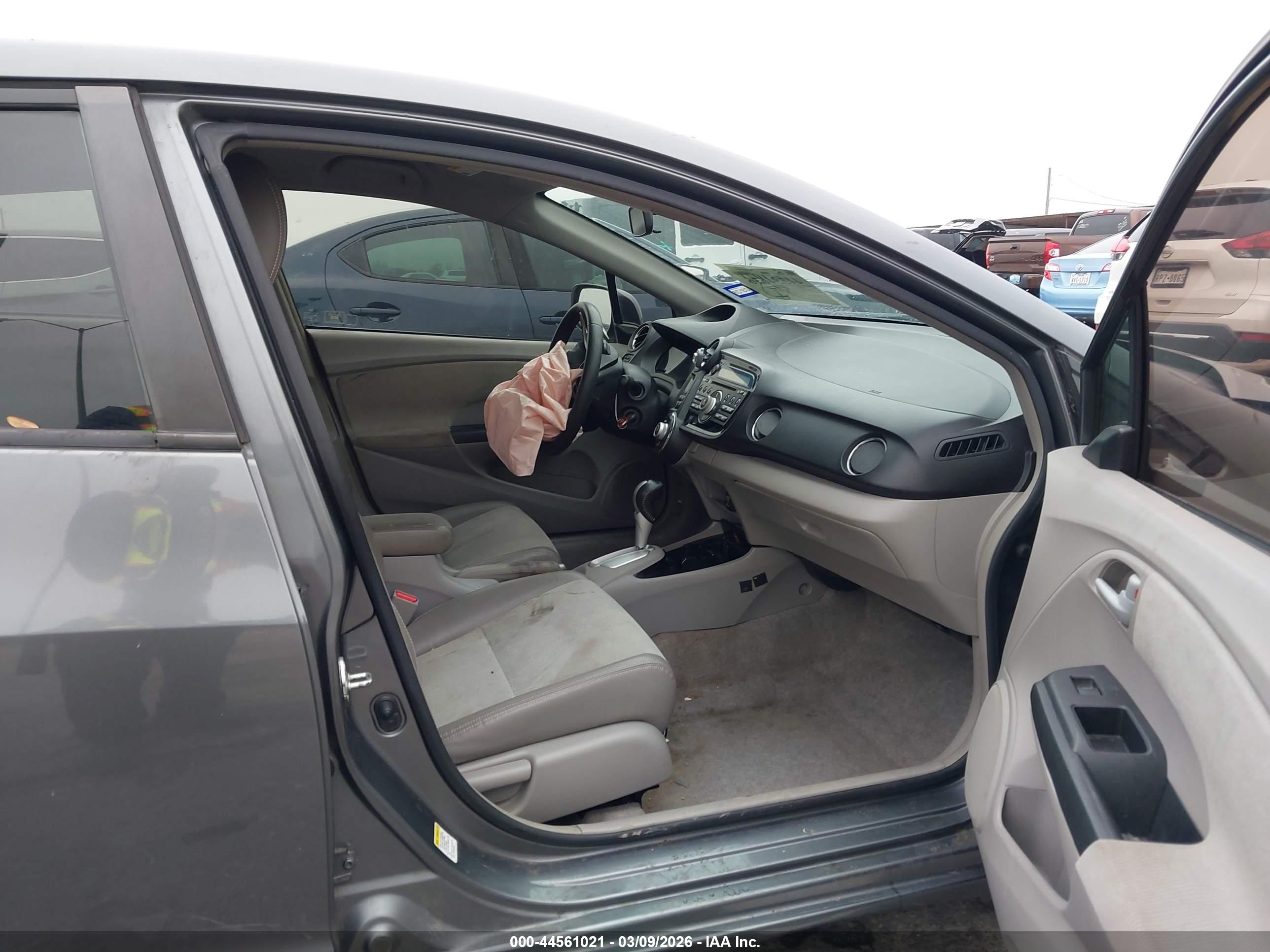 HONDA INSIGHT image 5
