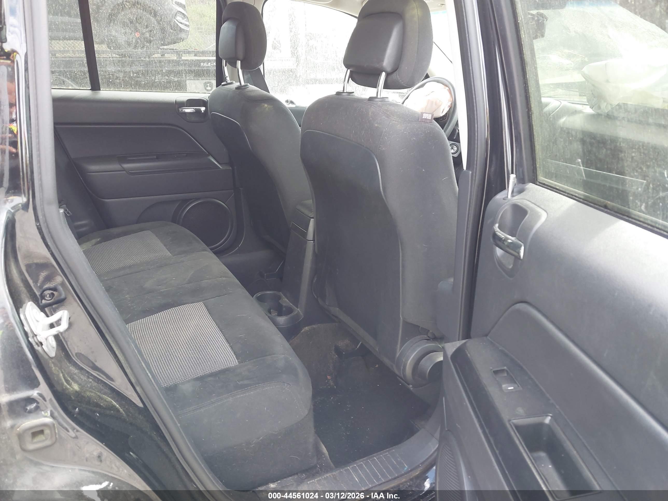 JEEP COMPASS image 8