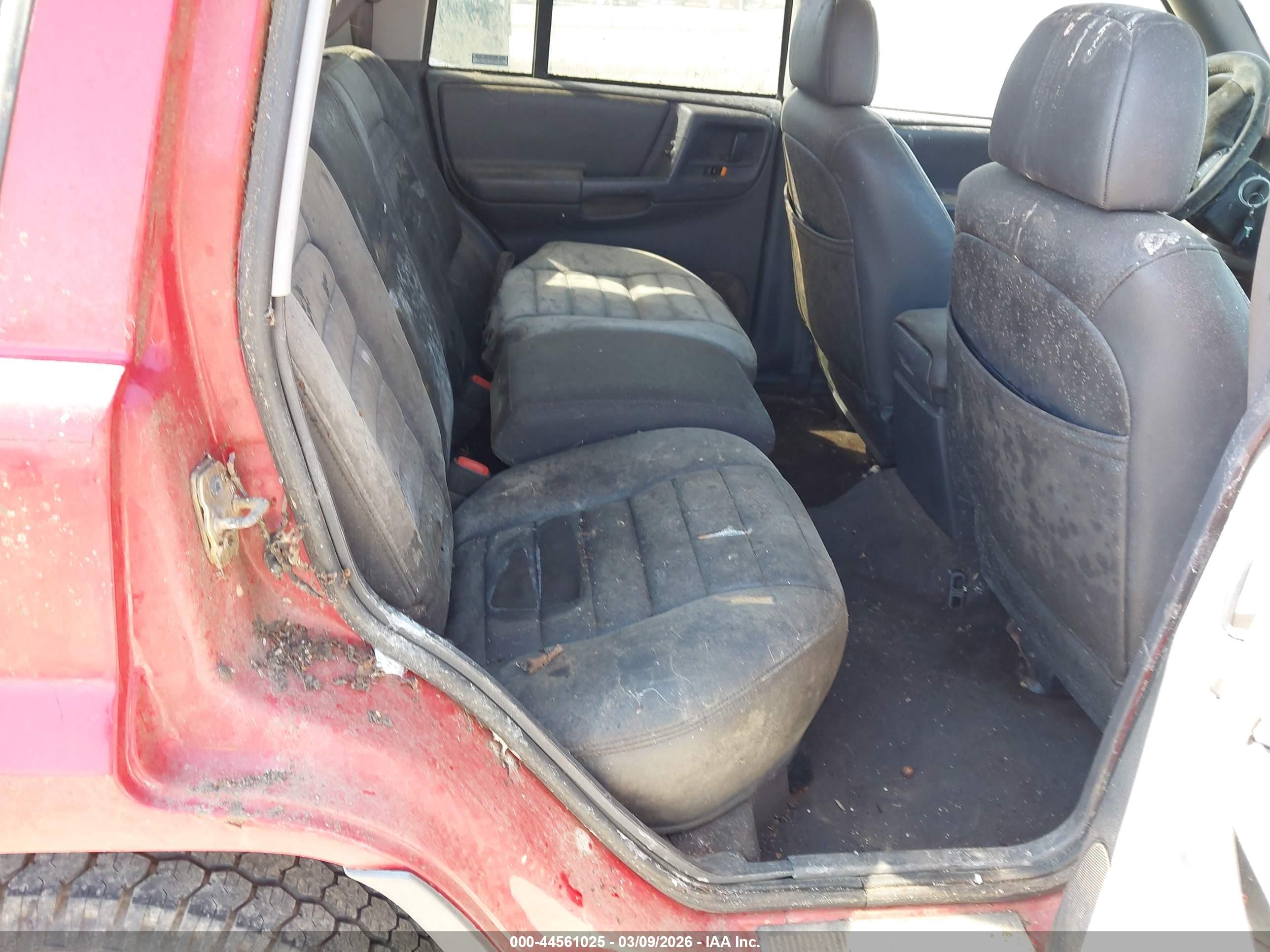 JEEP GRAND image 8