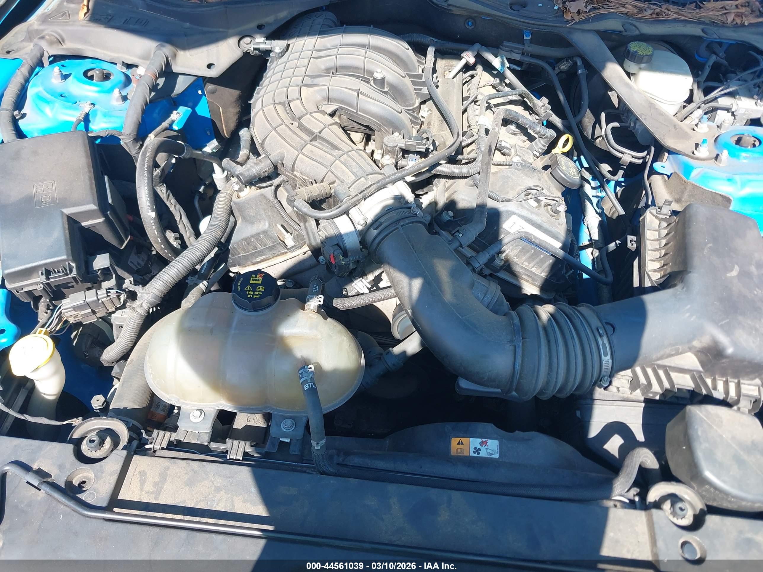 FORD MUSTANG image 10