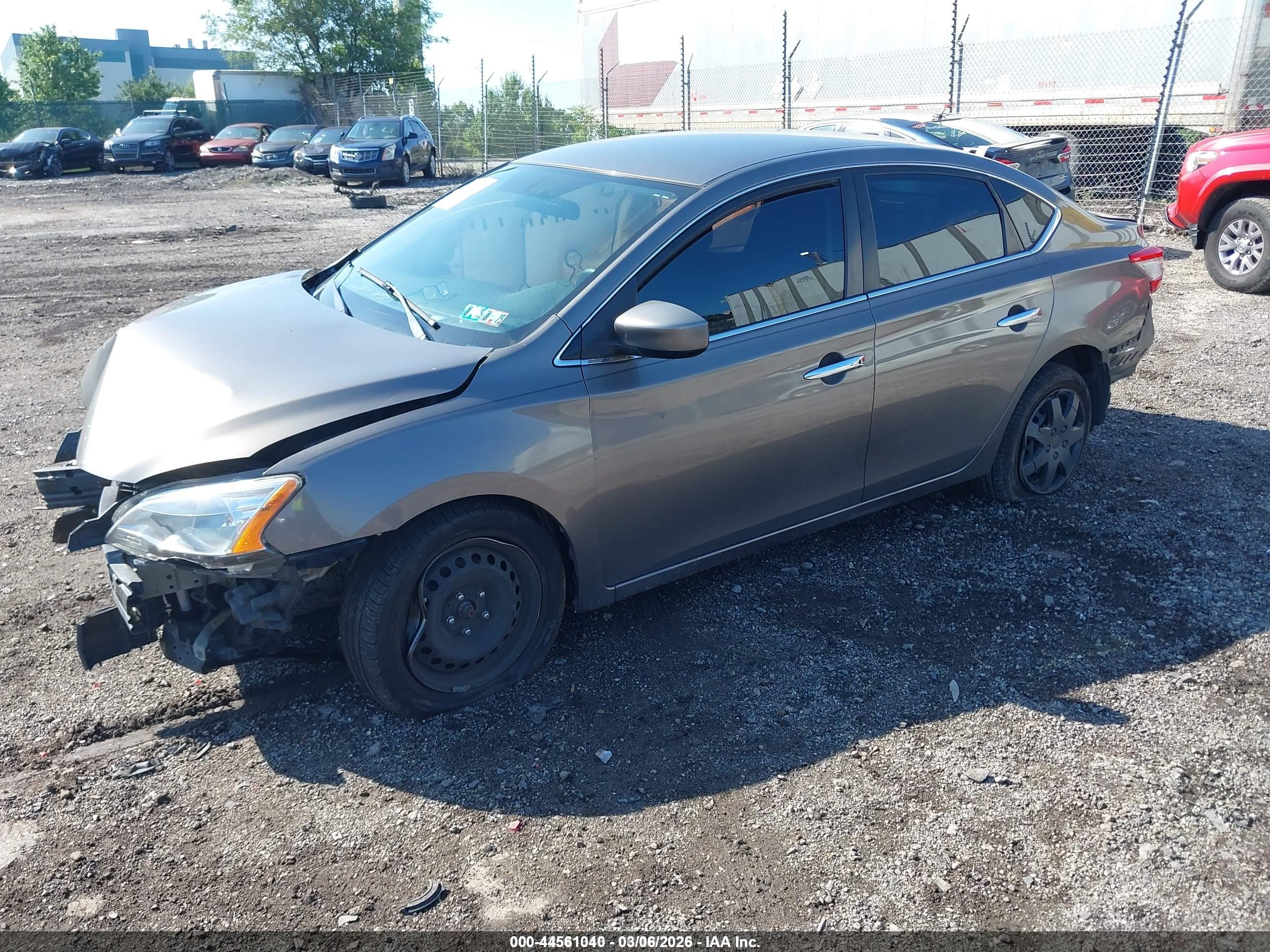 NISSAN SENTRA image 2
