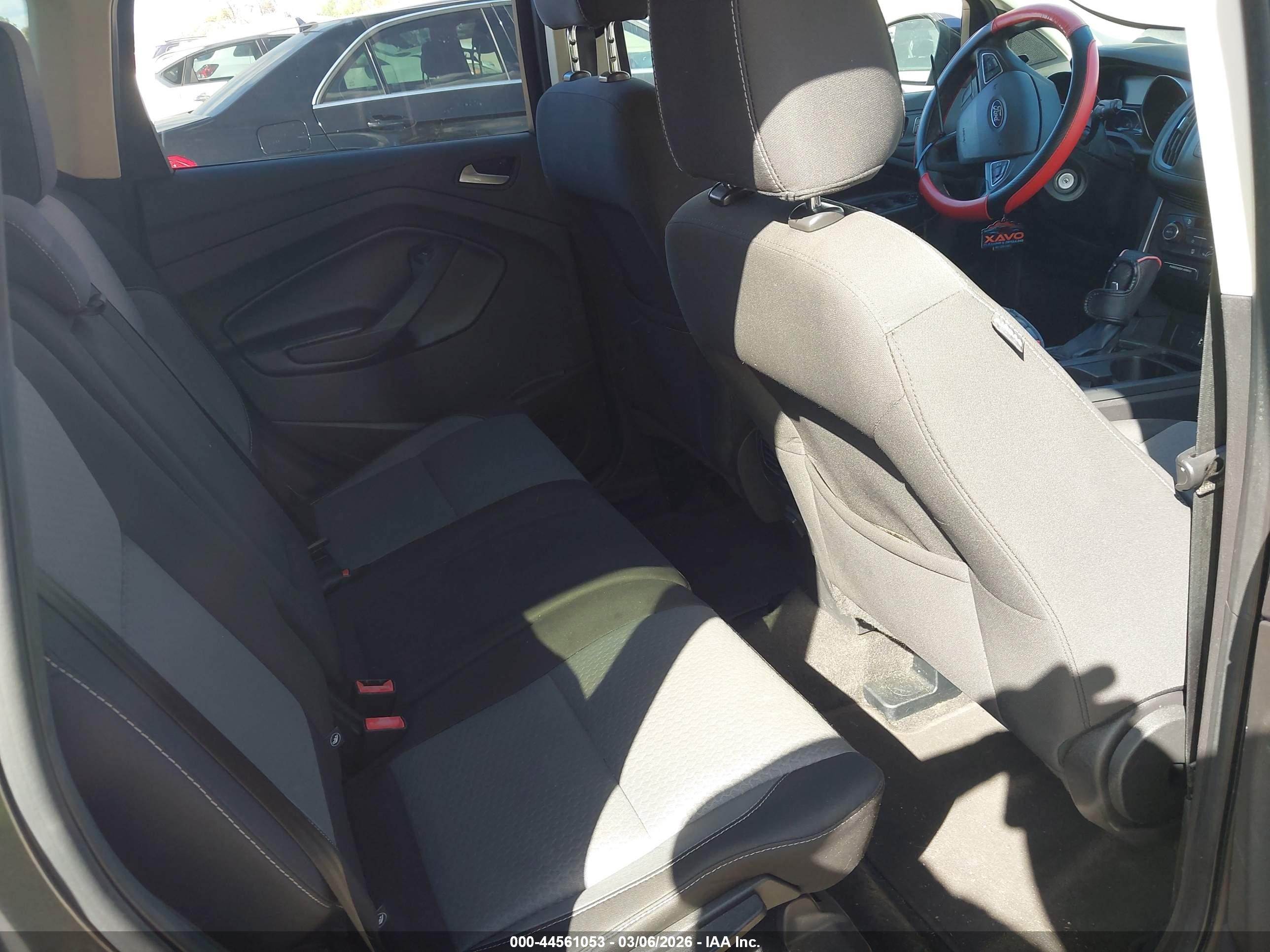 FORD ESCAPE image 8