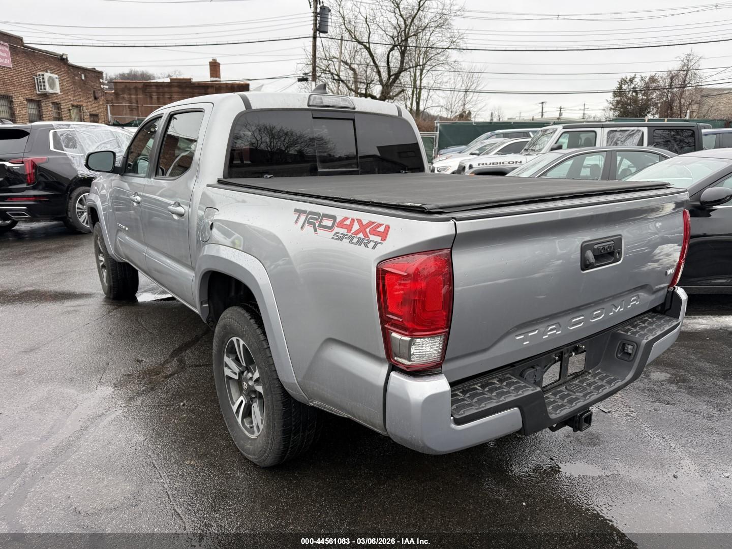 TOYOTA TACOMA image 3