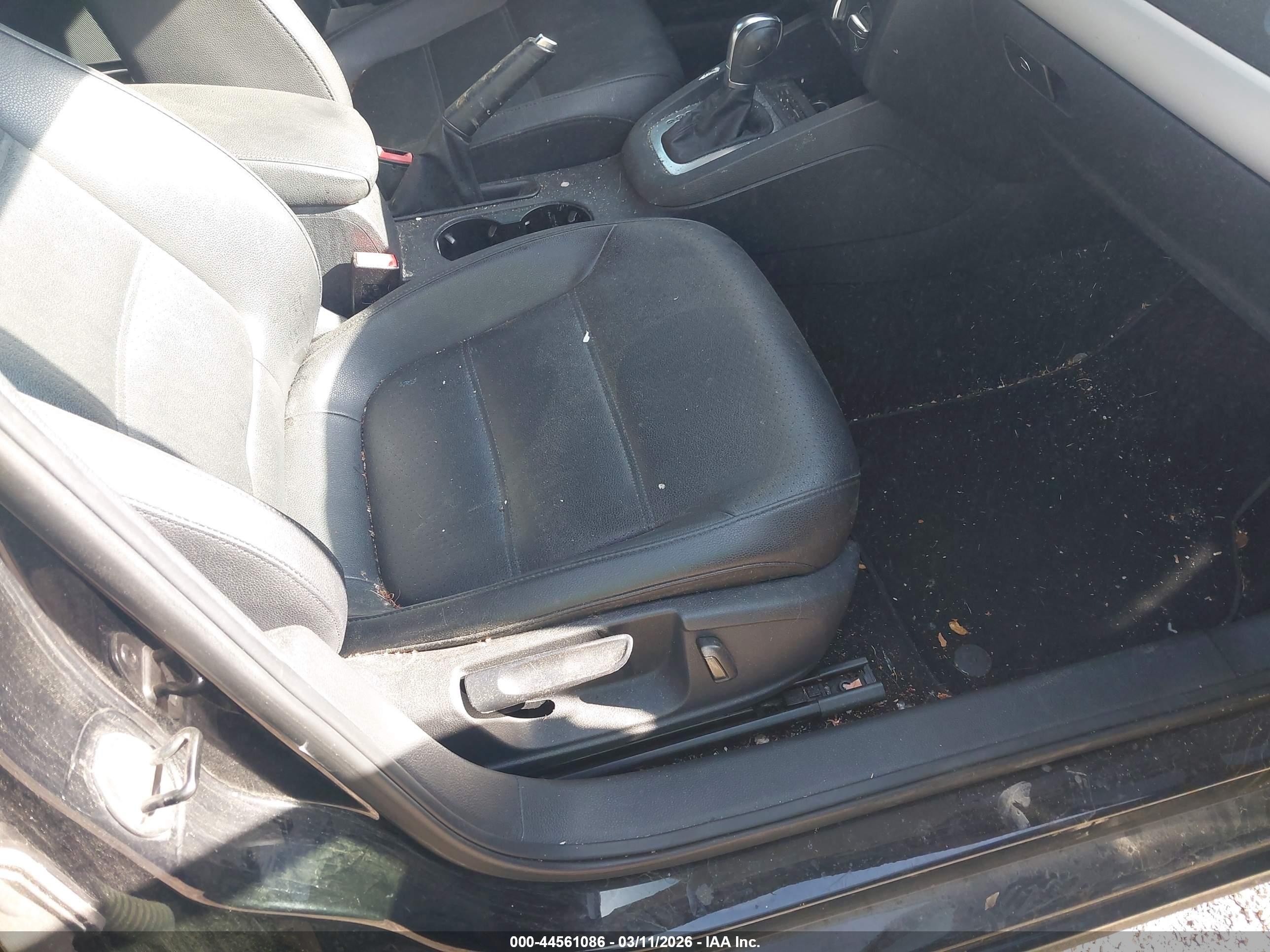 VOLKSWAGEN JETTA image 5