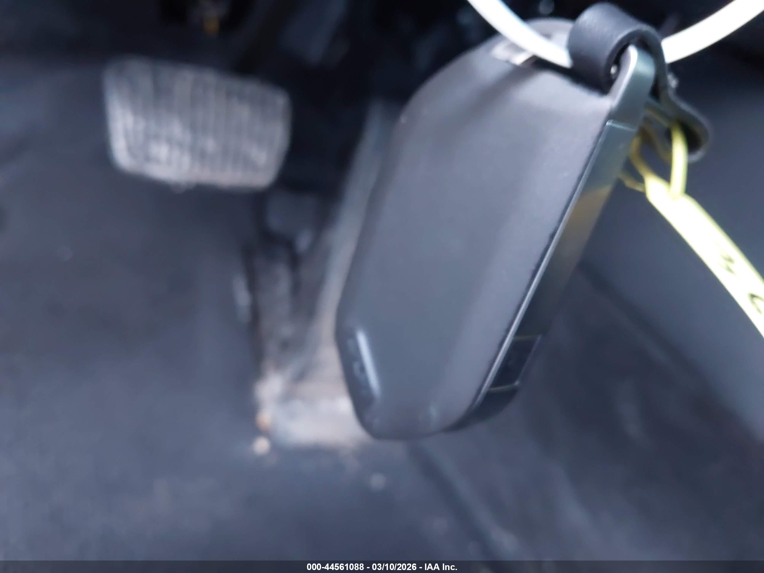 KIA K5 image 11