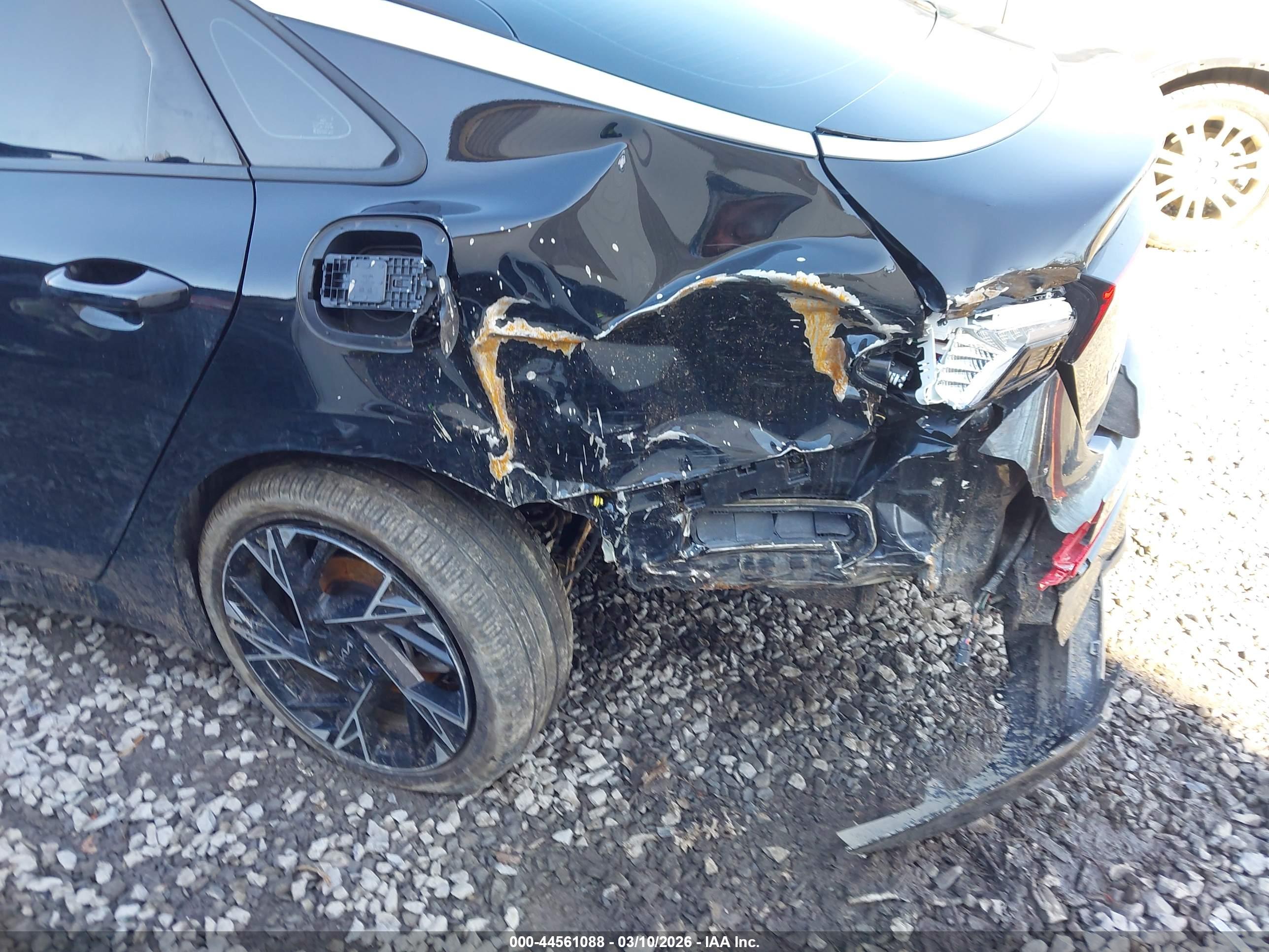 KIA K5 image 6
