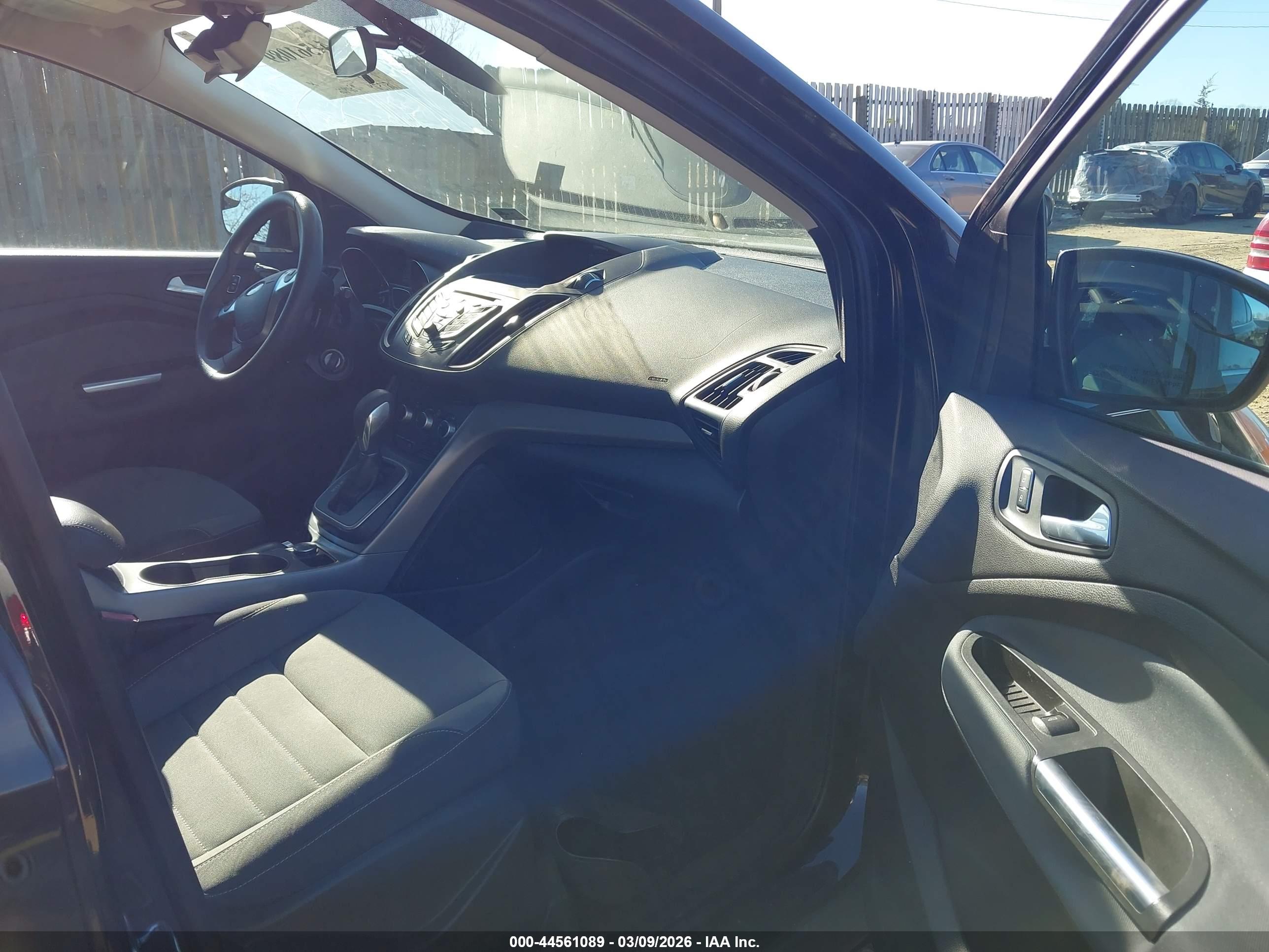 FORD ESCAPE image 5