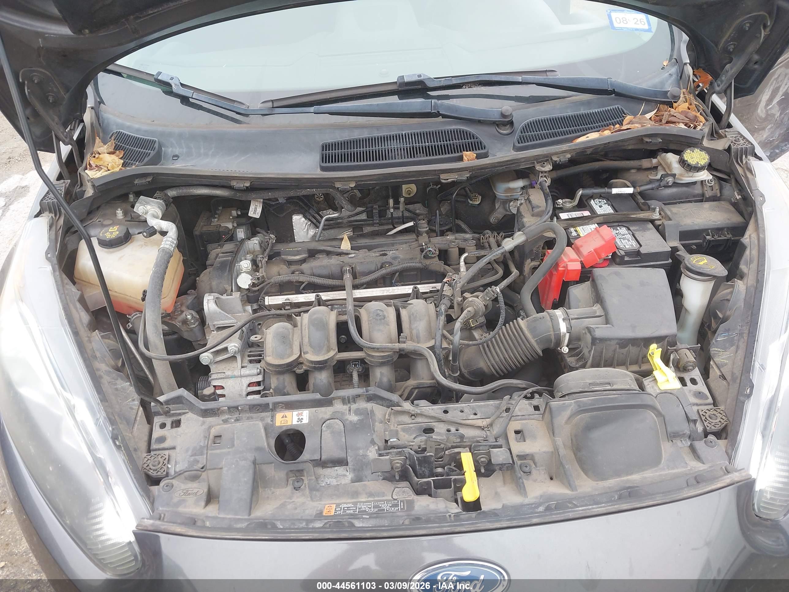 FORD FIESTA image 6