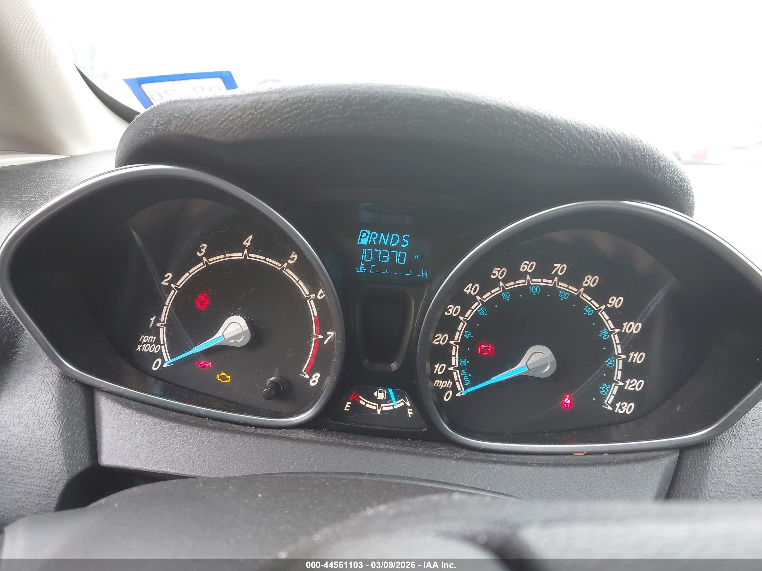 FORD FIESTA image 7