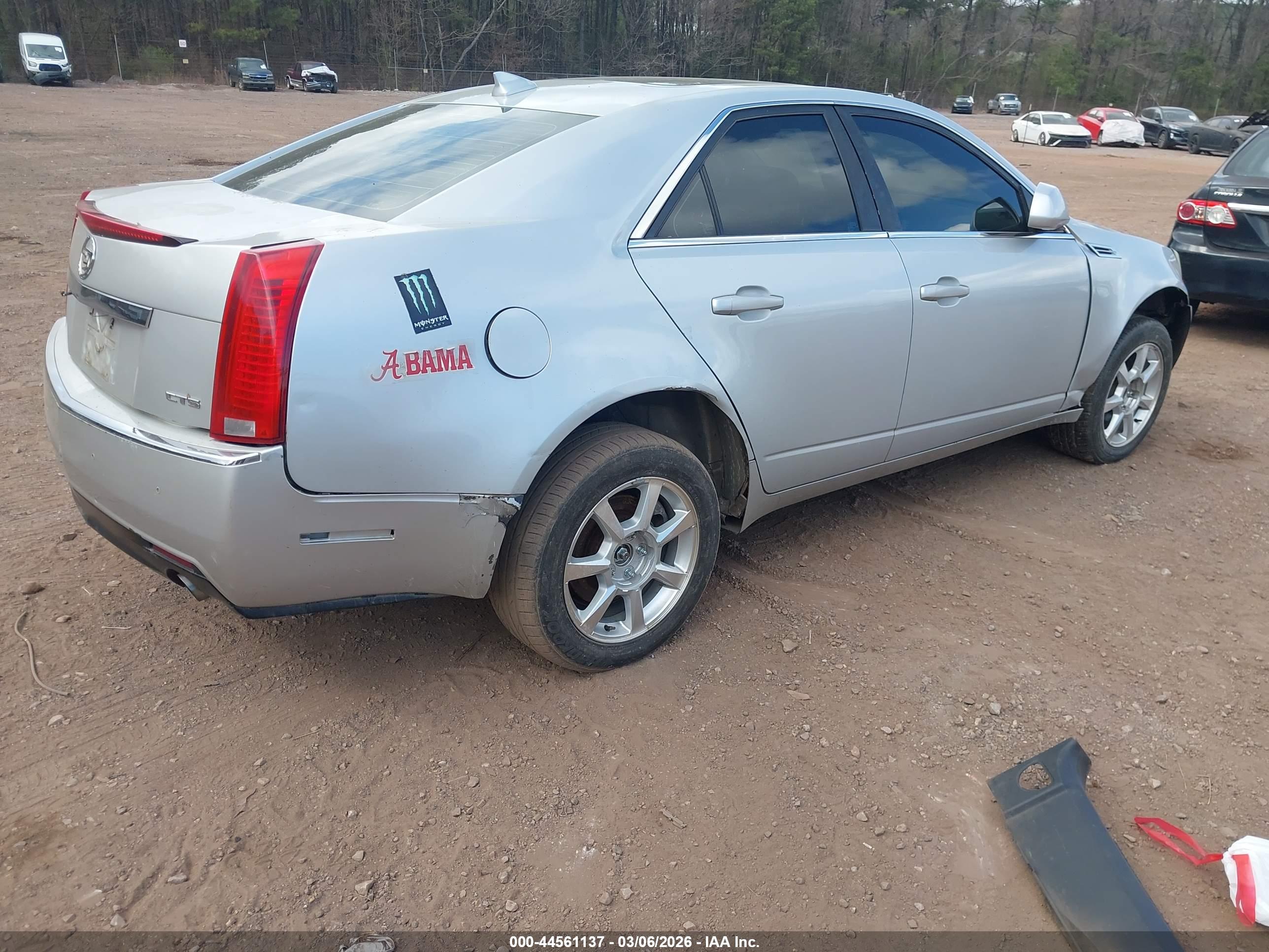 CADILLAC CTS image 4
