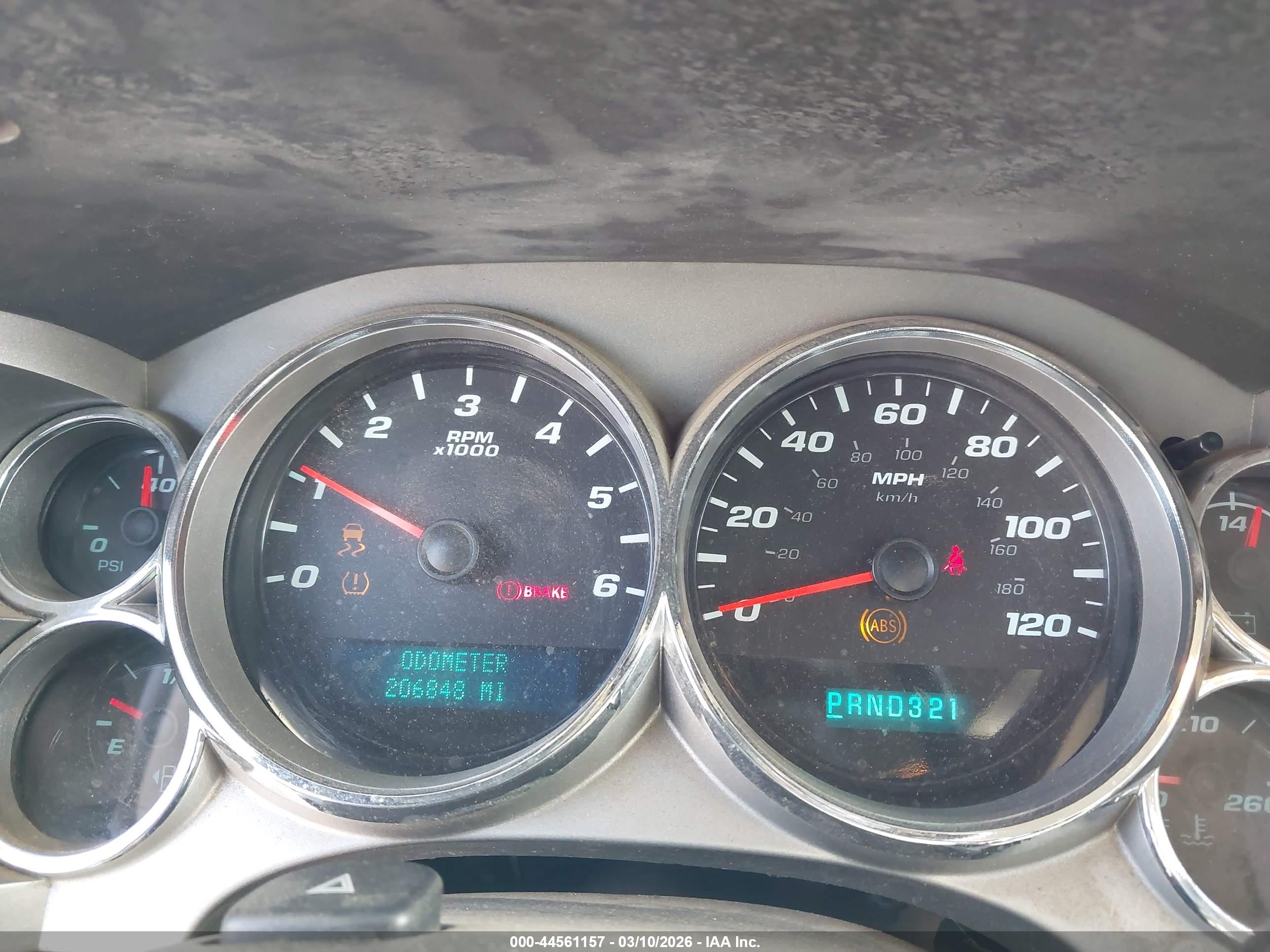 CHEVROLET SILVERADO image 7