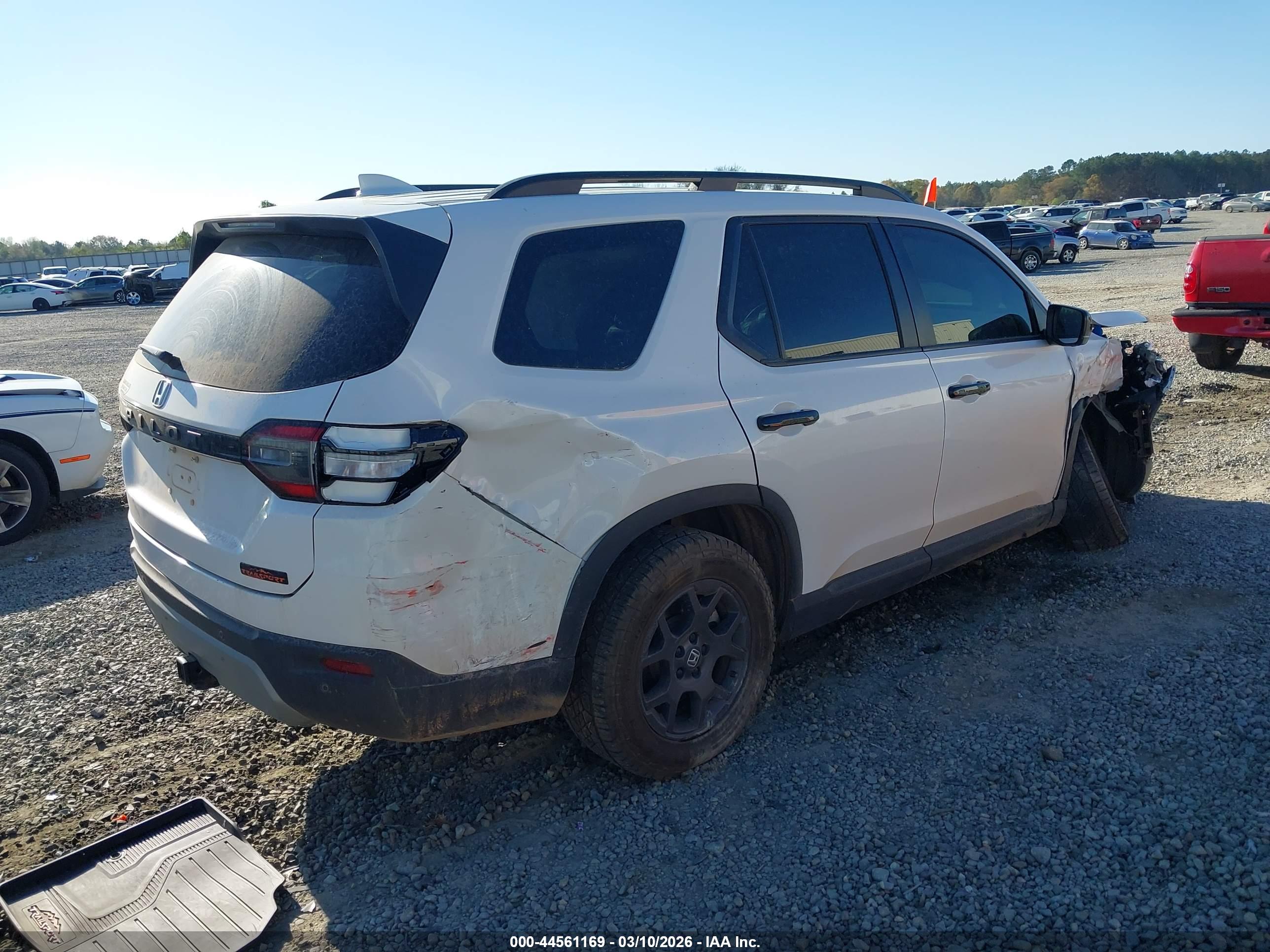 HONDA PILOT image 4