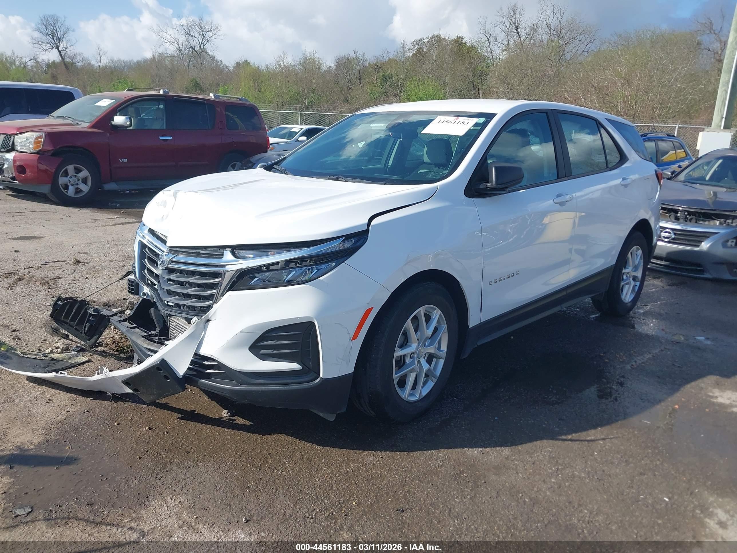 CHEVROLET EQUINOX image 2