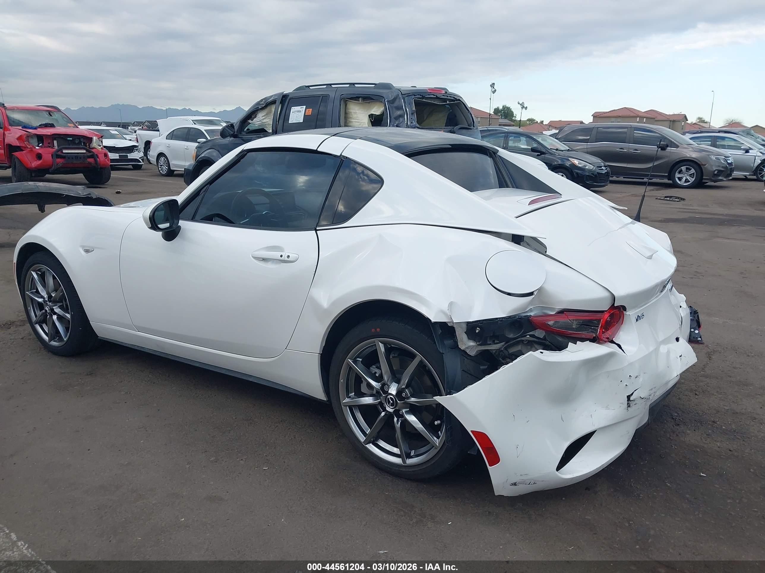 MAZDA MX-5 image 3