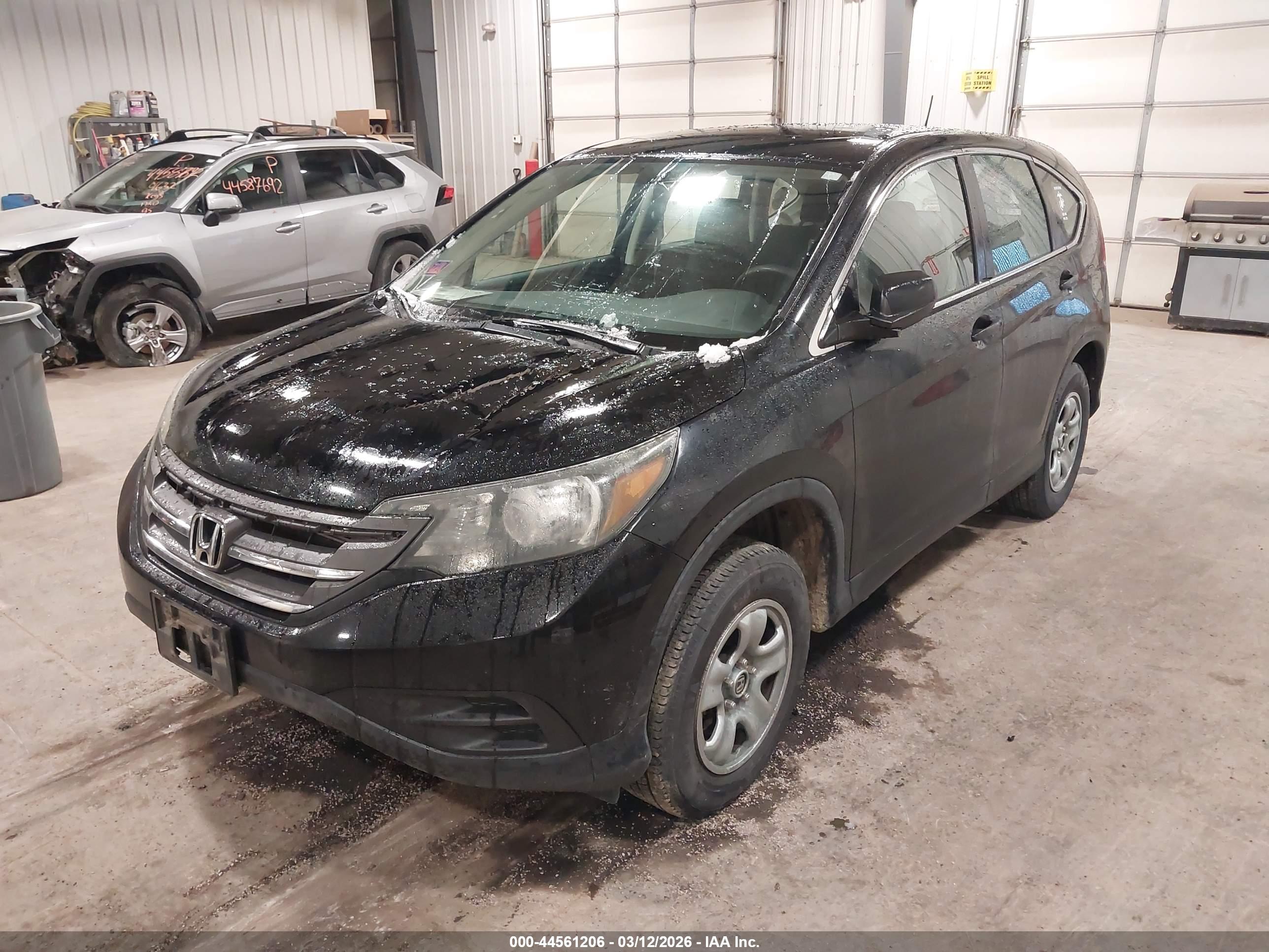 HONDA CR-V image 2