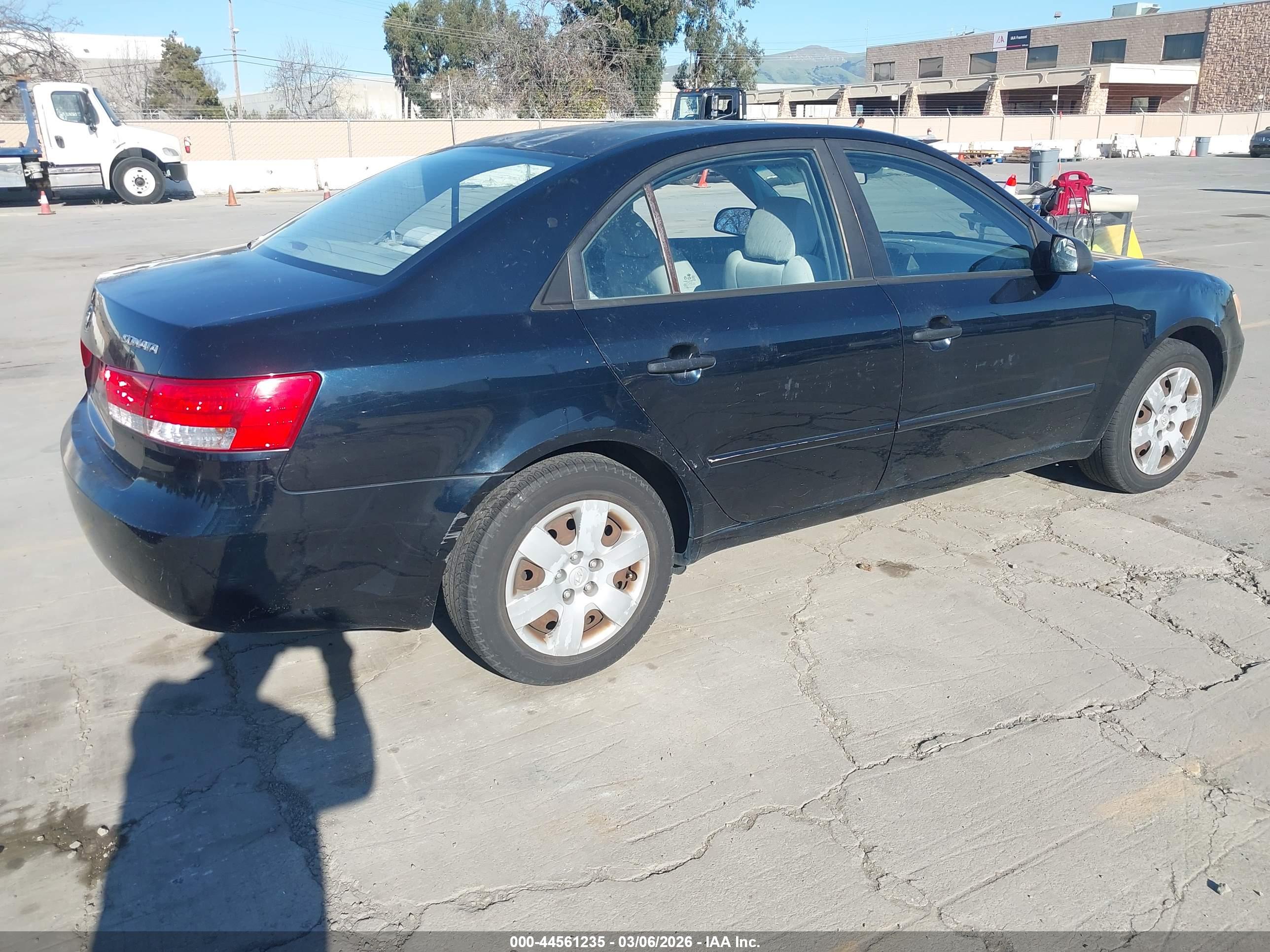 HYUNDAI SONATA image 4
