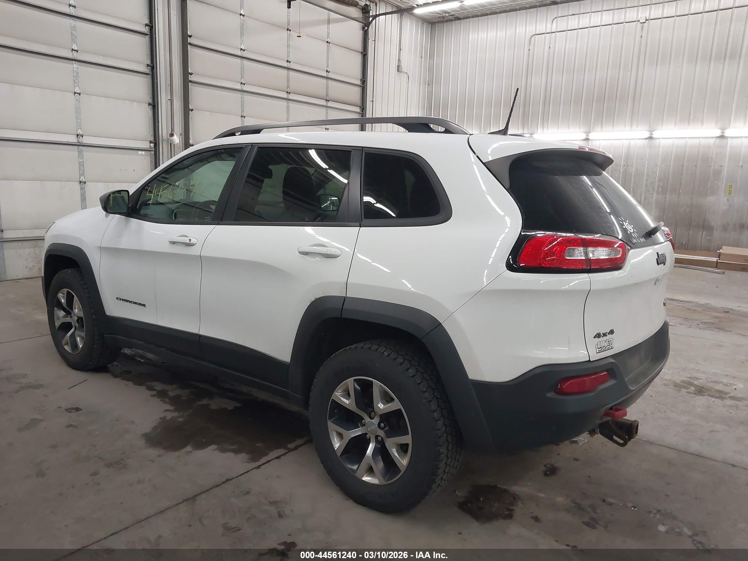 JEEP CHEROKEE image 3